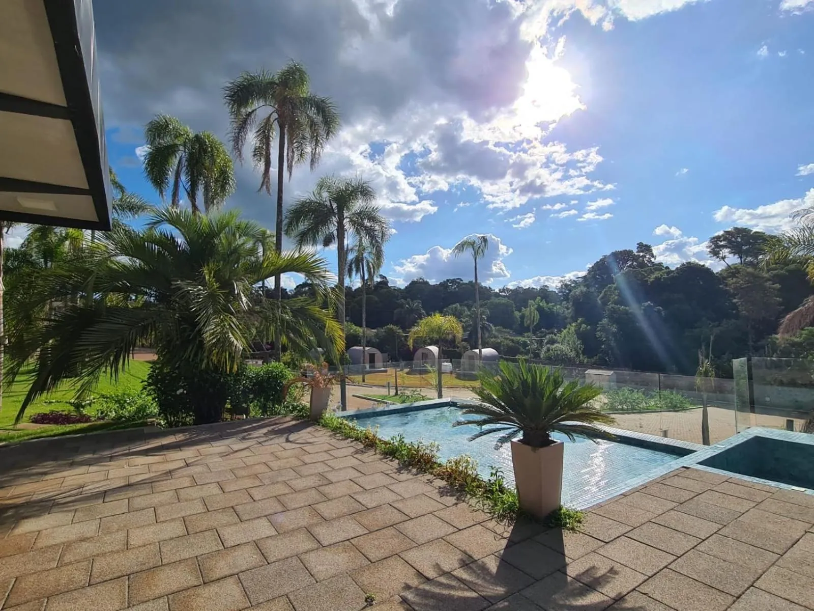 Pool view in Recanto Catarina