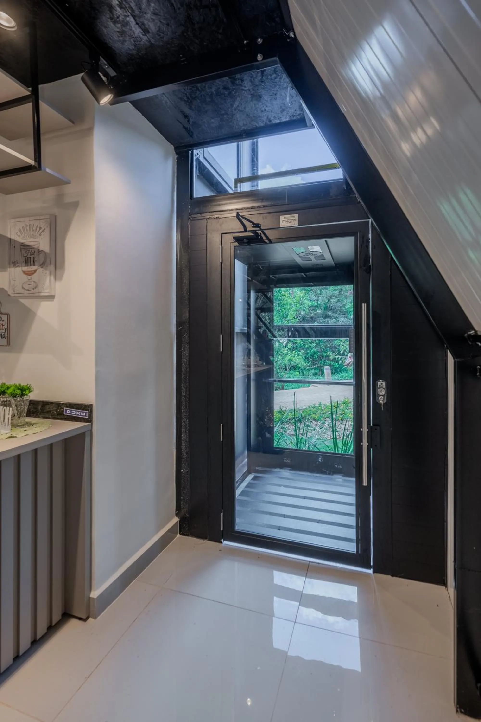 elevator in Recanto Catarina