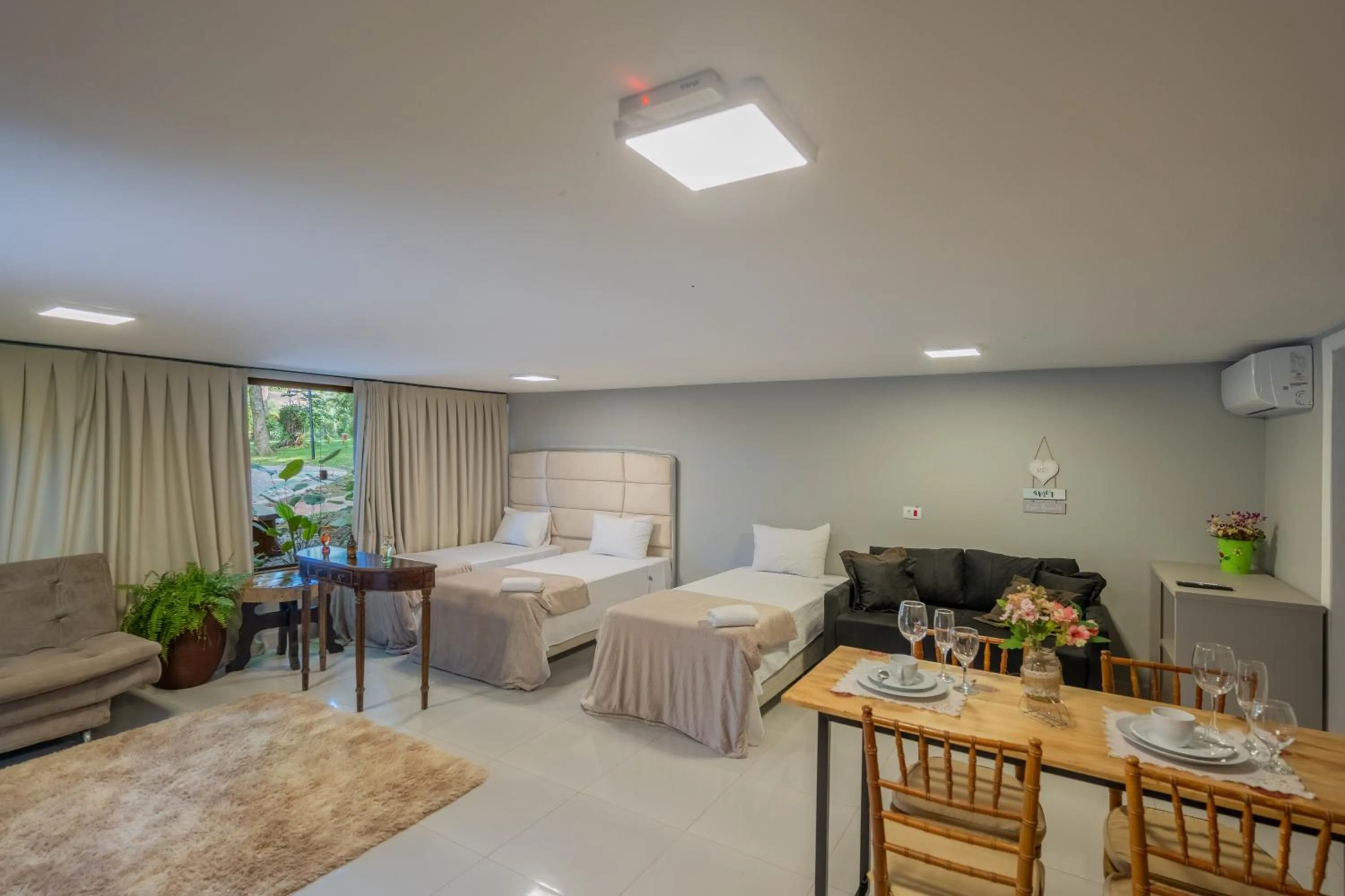 Photo of the whole room, Bed in Recanto Catarina