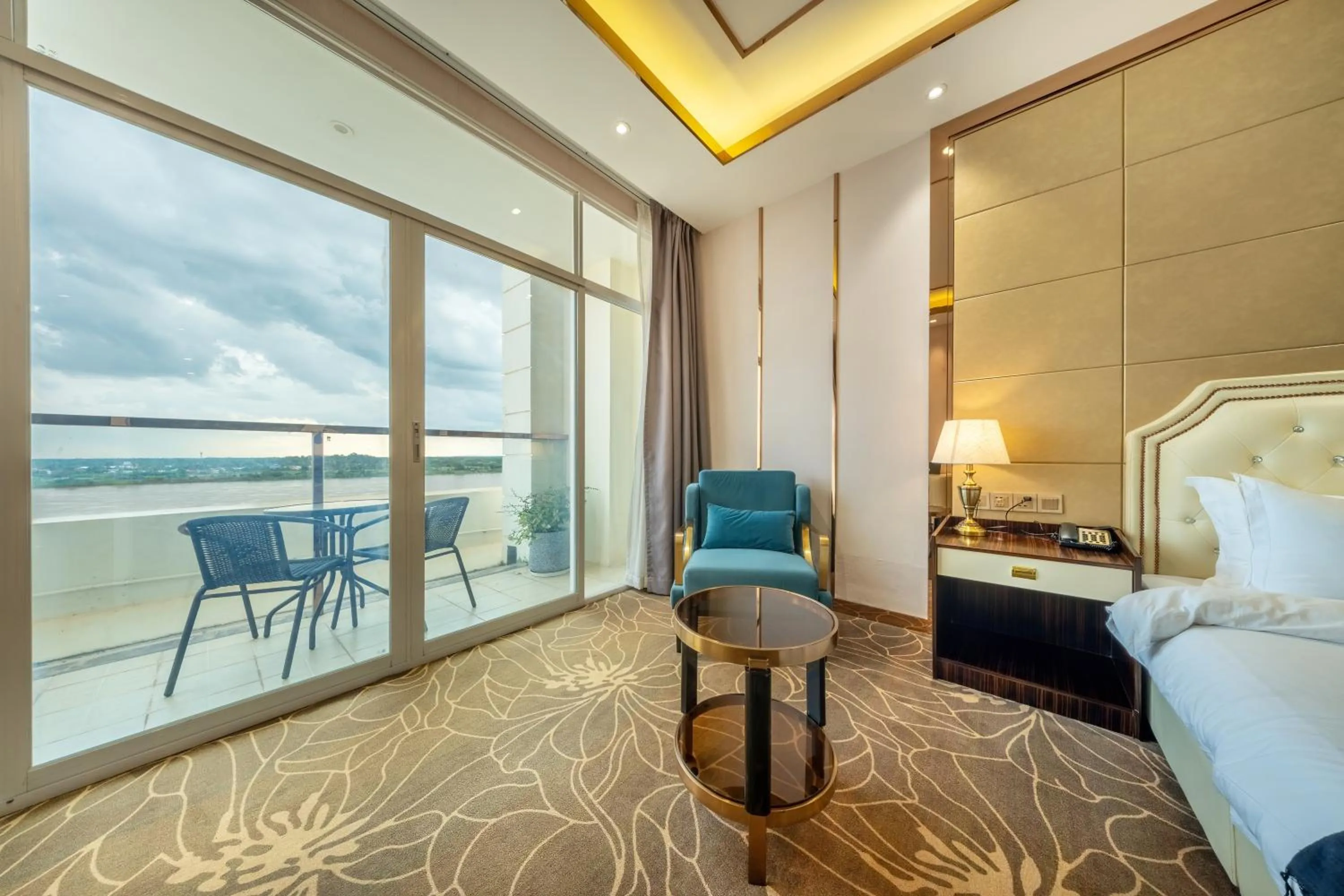 View (from property/room), Bed in ST Hotel Wattay Airport