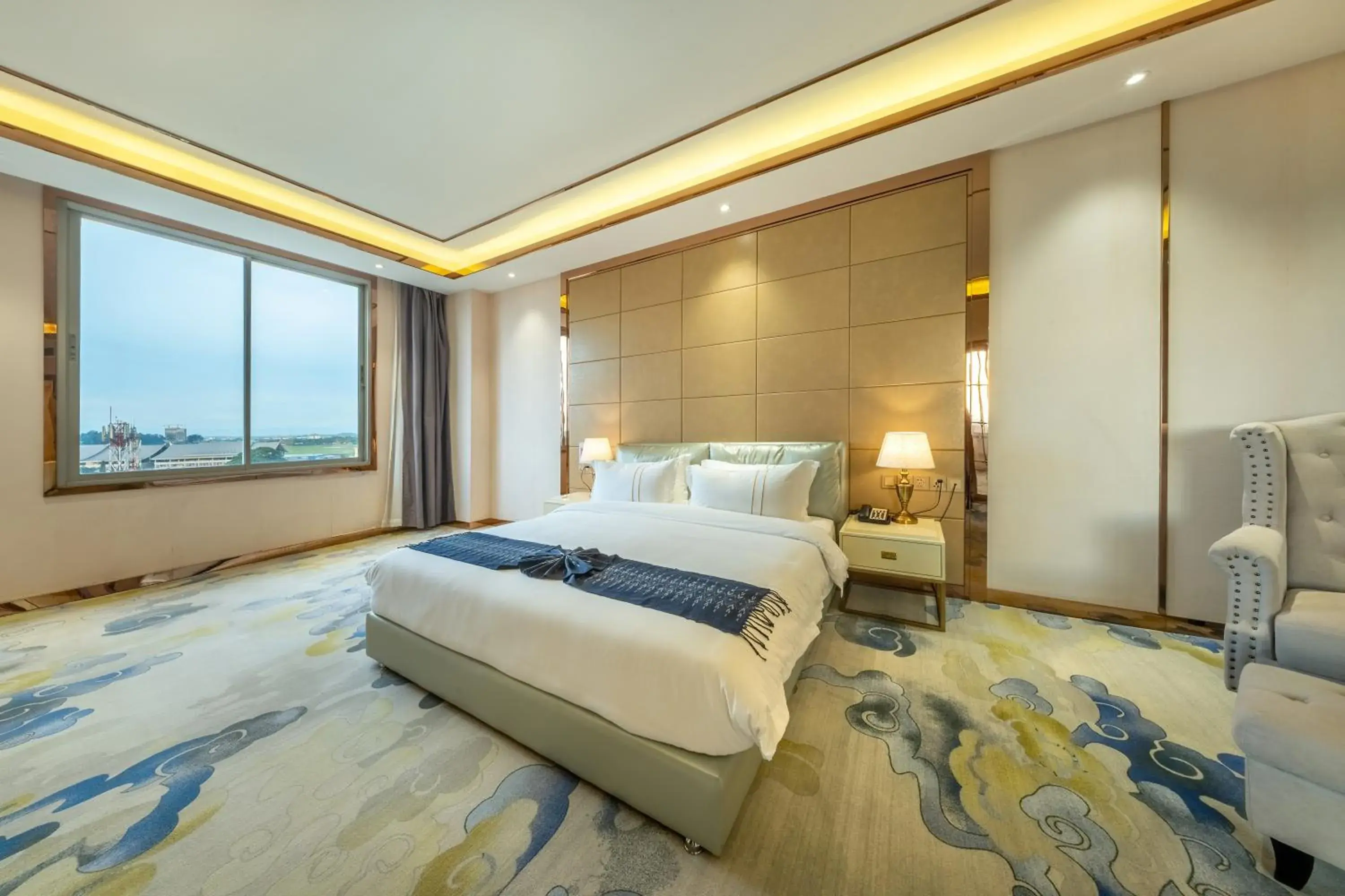 Executive Suite City view in ST Hotel Wattay Airport Executive Suite City view in ST Hotel Wattay Airport