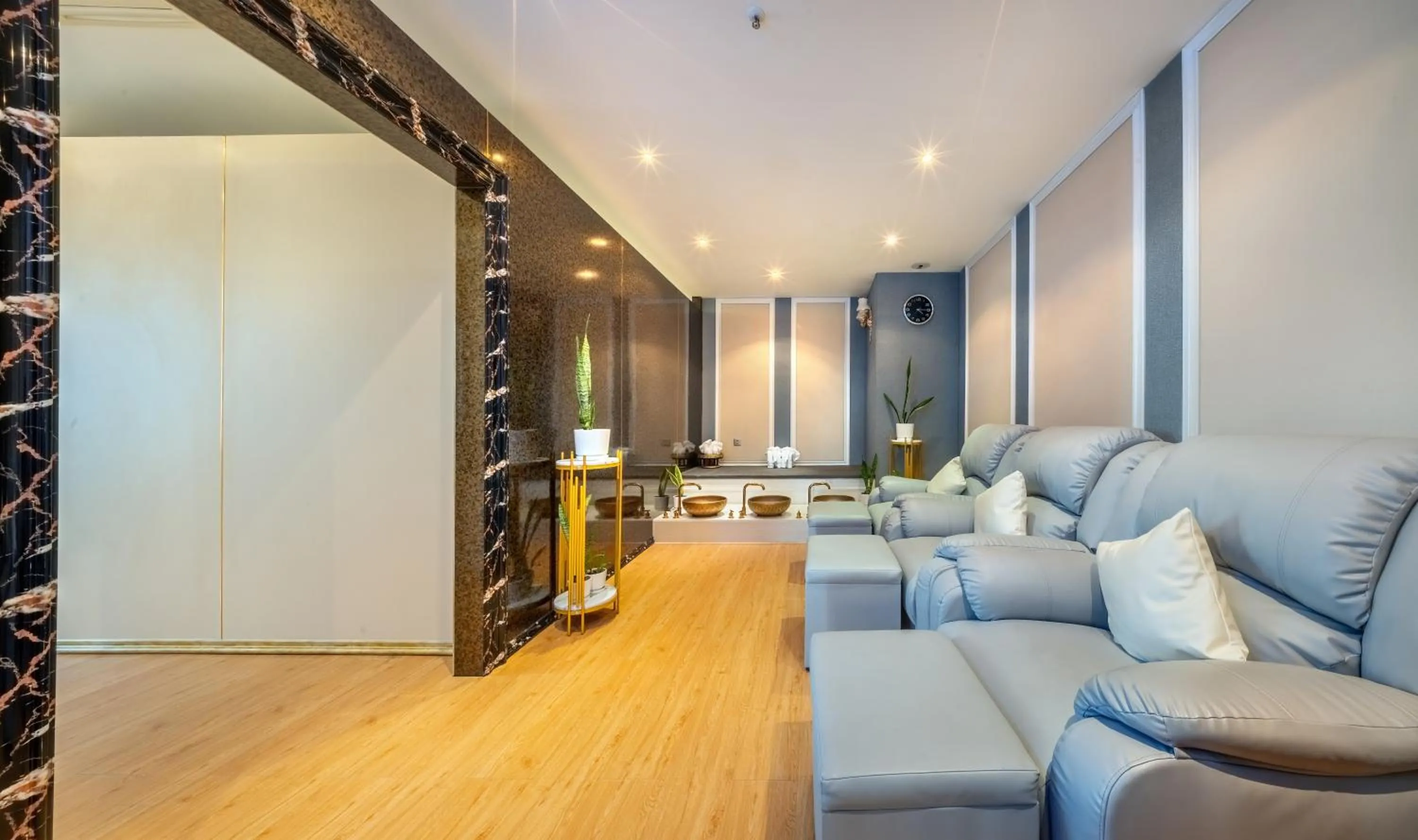 Spa and wellness centre/facilities in ST Hotel Wattay Airport