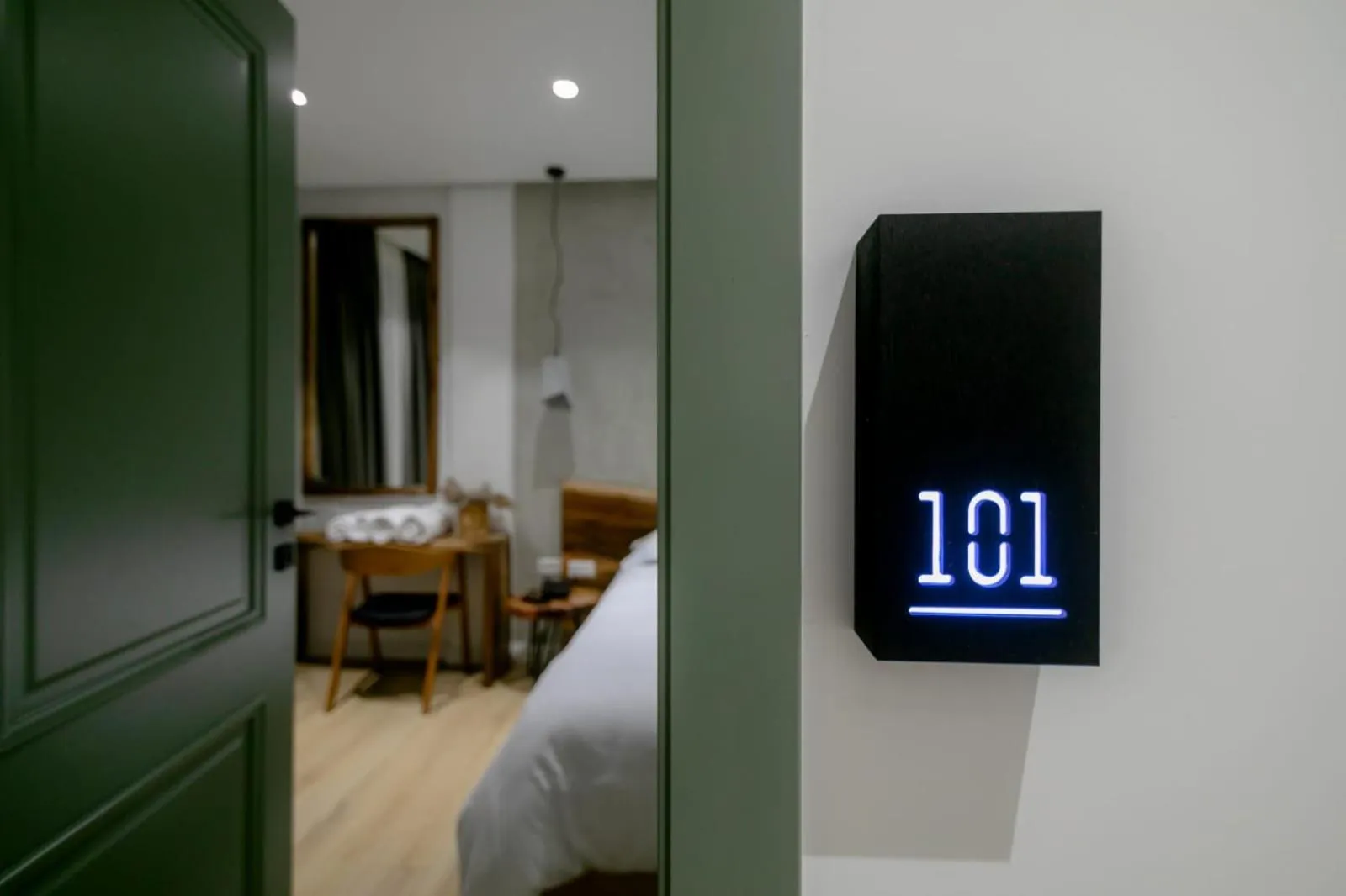 Elegance Boutique Hotel