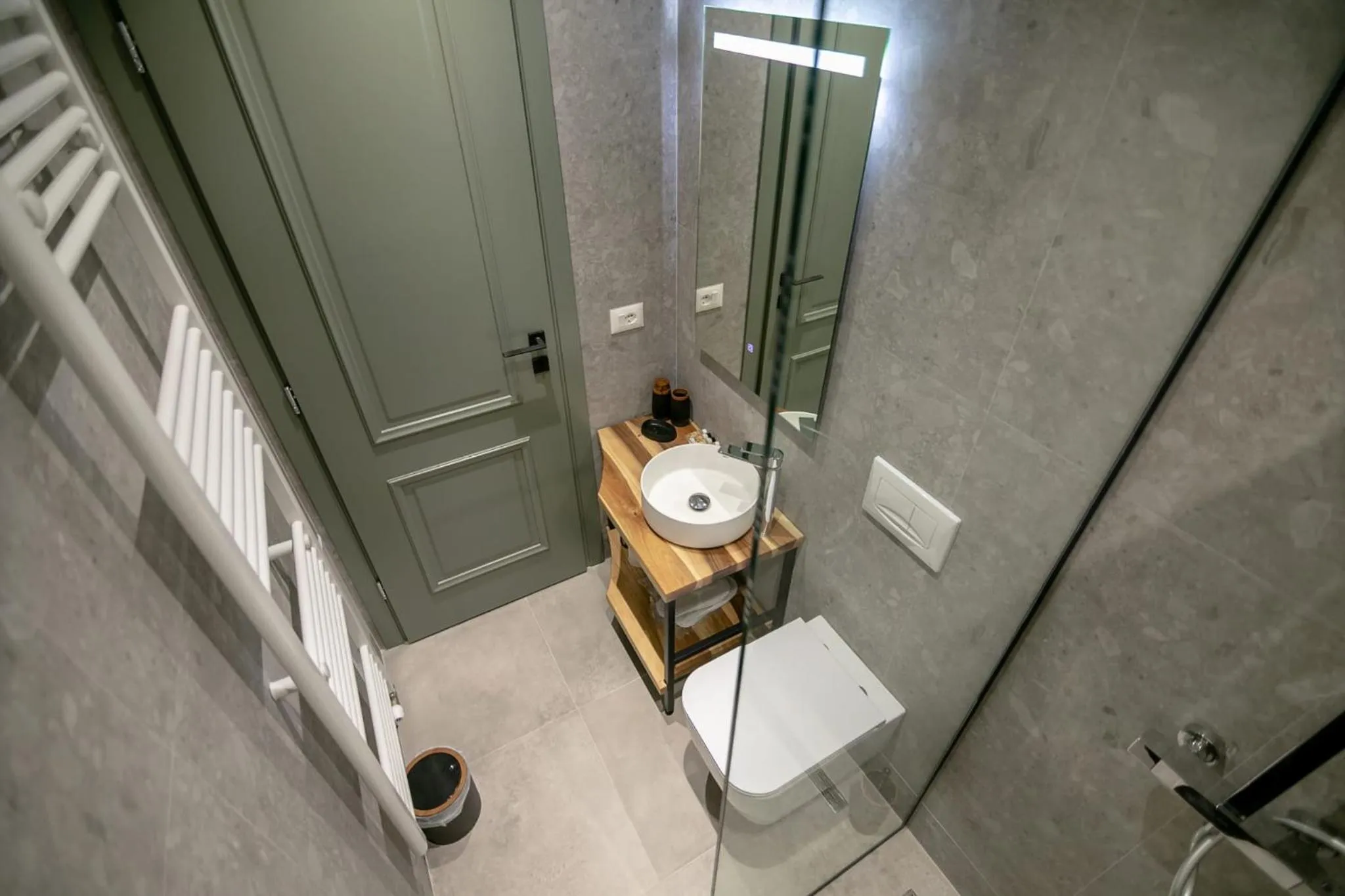 Elegance Boutique Hotel