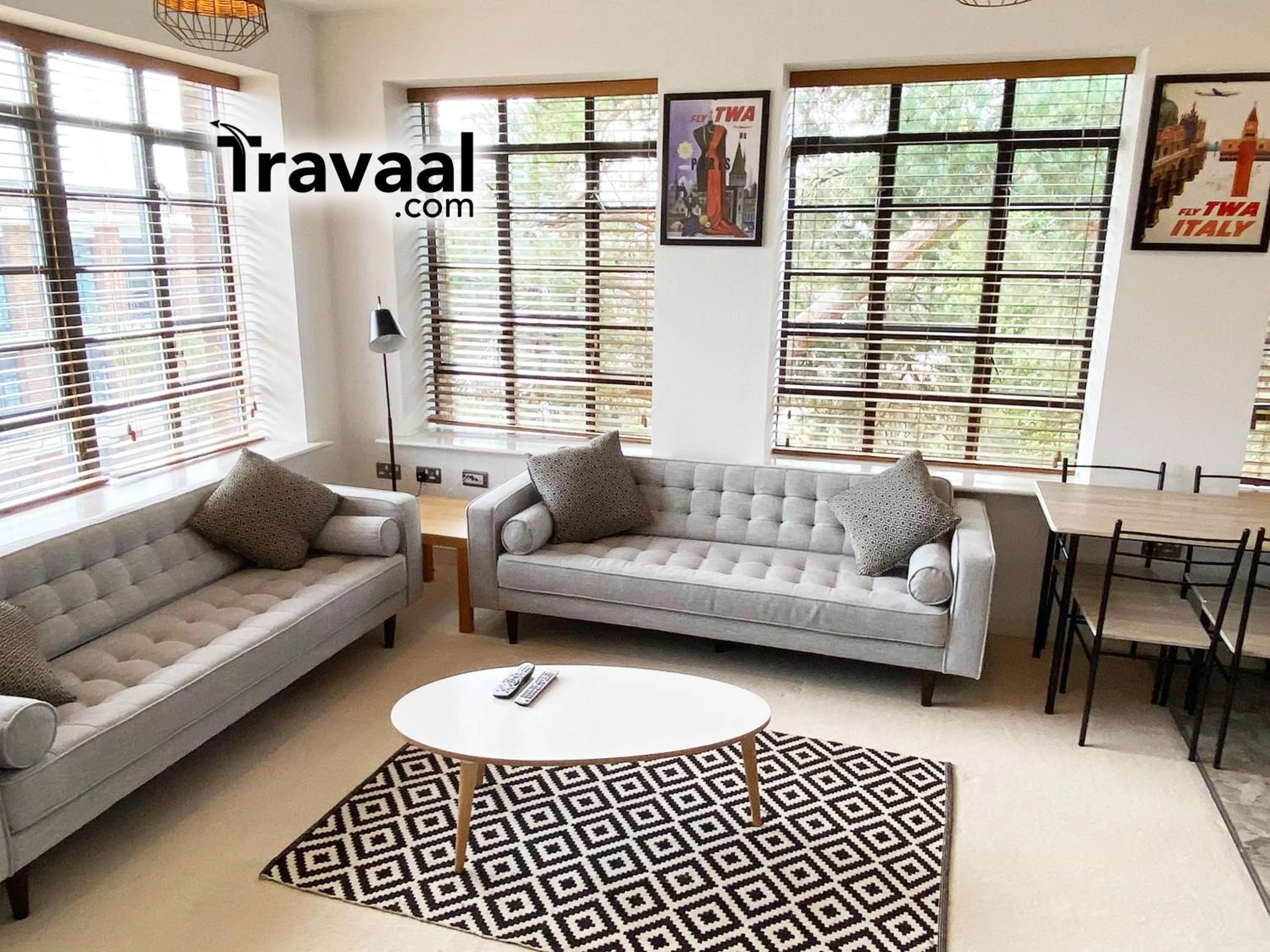 Living room in The Aviator Apartment - Farnborough - Allocated Parking, WI-FI & Self Check-in