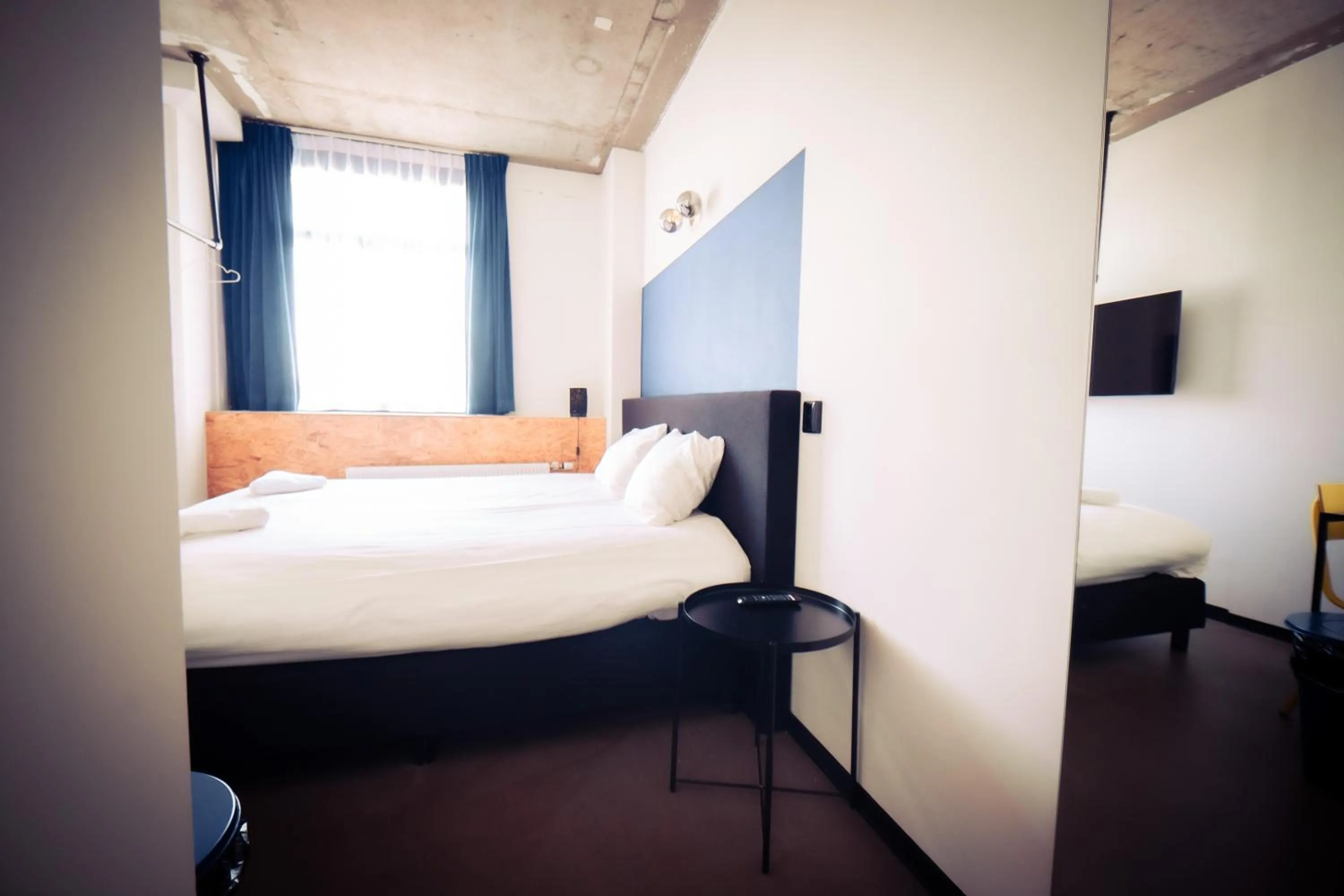 Bed in Urban Hotel The Golden Stork