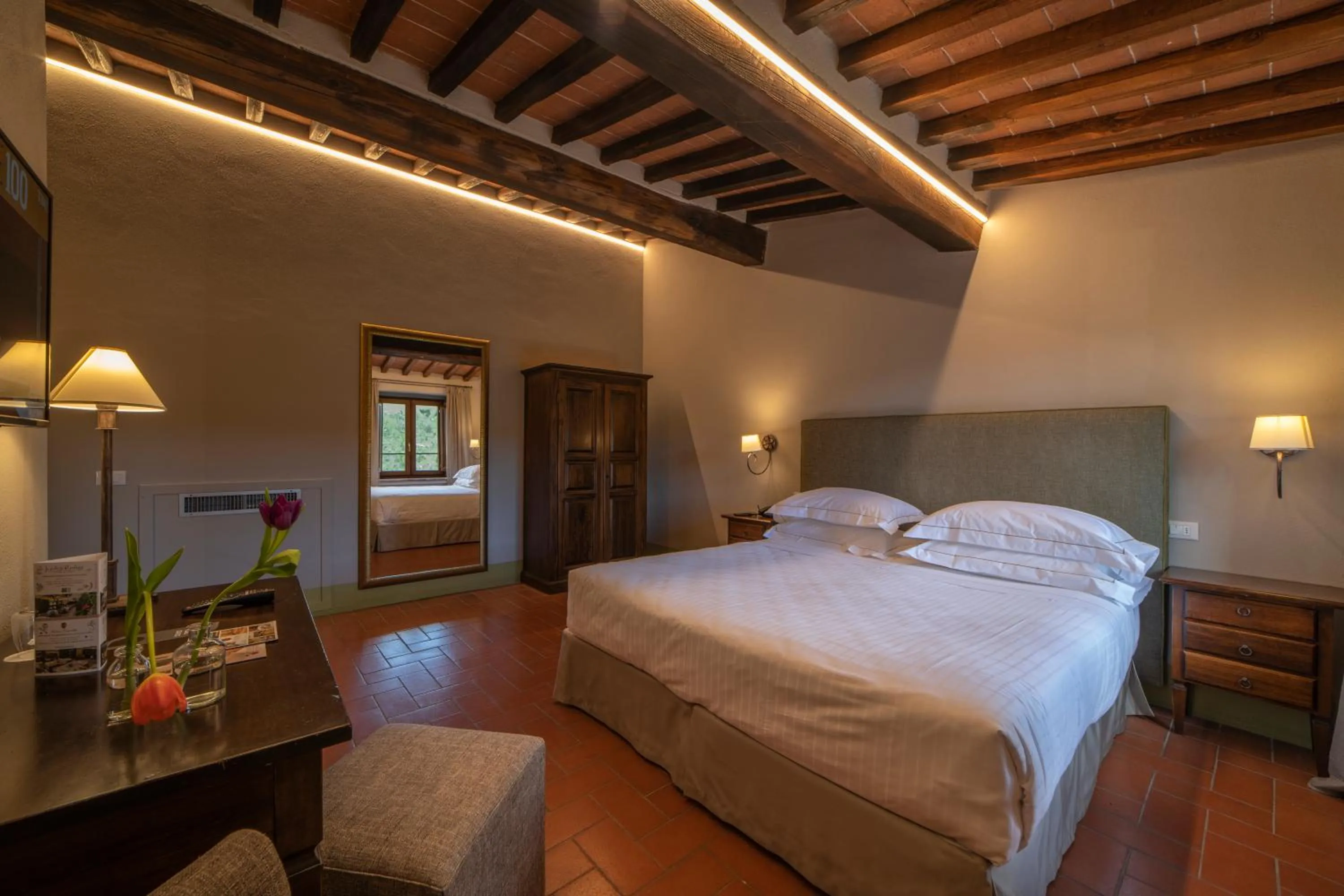 Bed in Borgo Le Noci Chianti Retreat & Pool