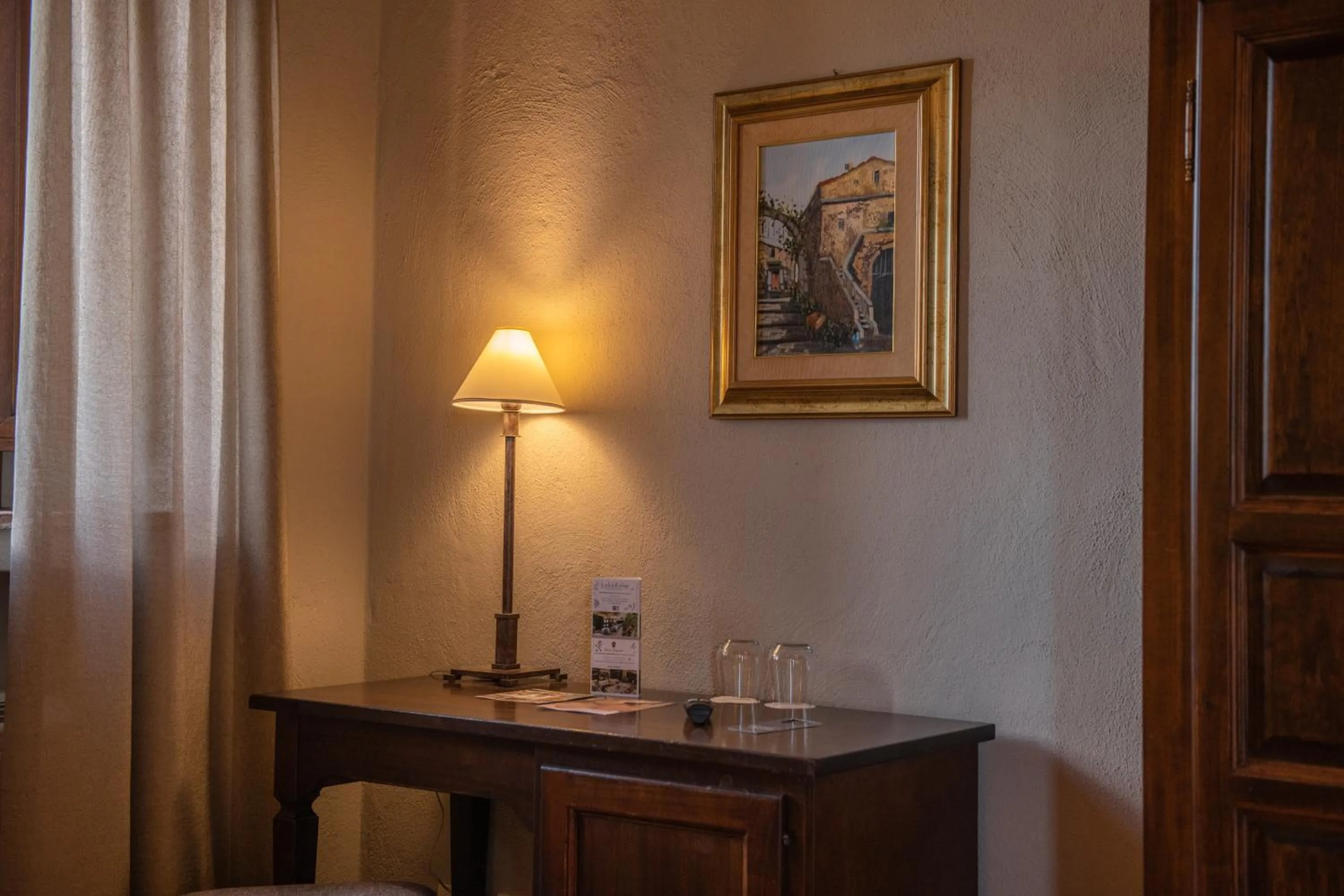 hair dresser in Borgo Le Noci Chianti Retreat & Pool