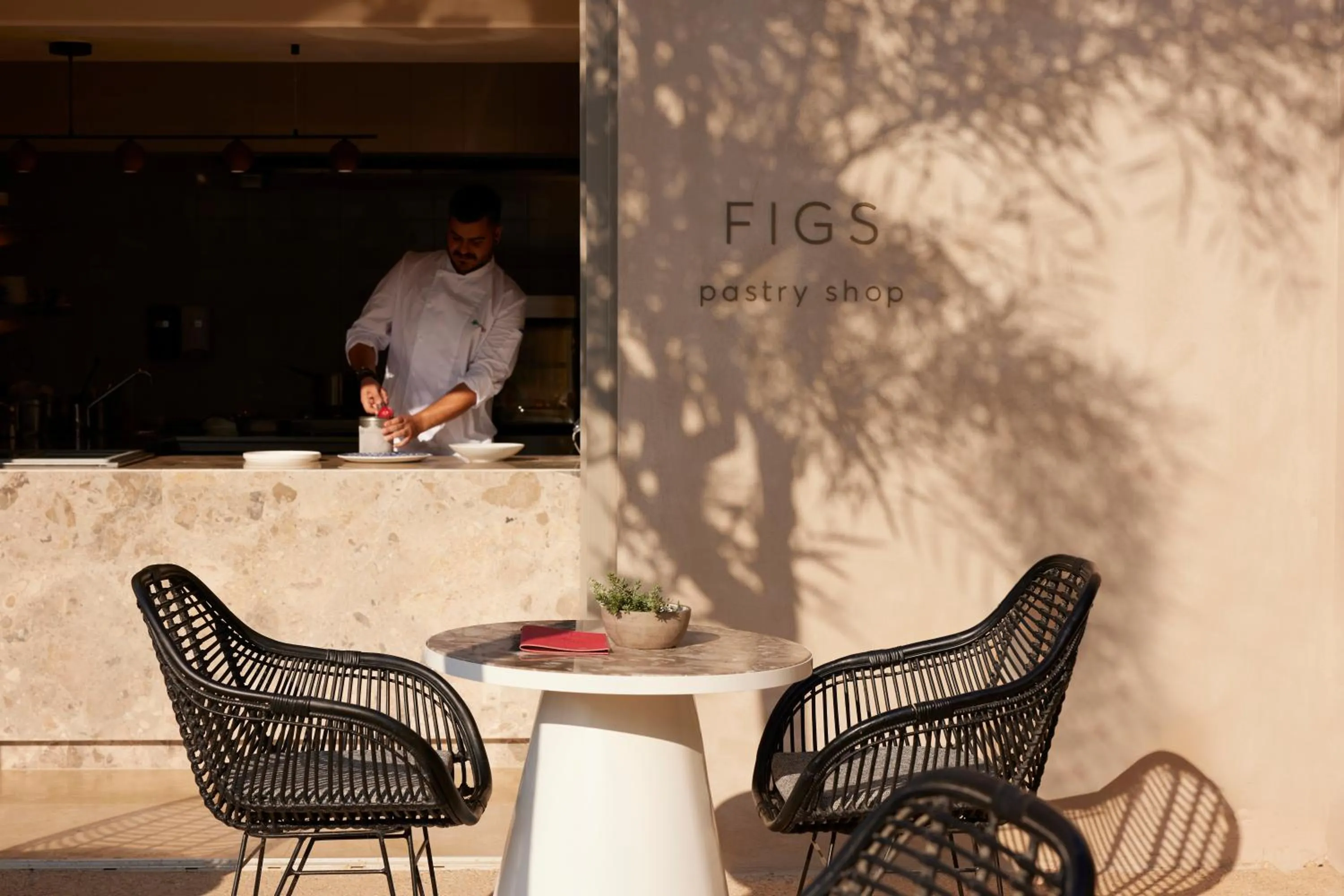 Property building in Avant Mar Paros