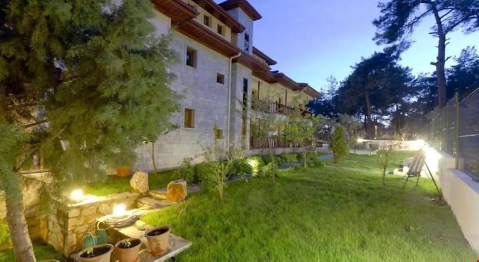 Night in SUMMER OTEL