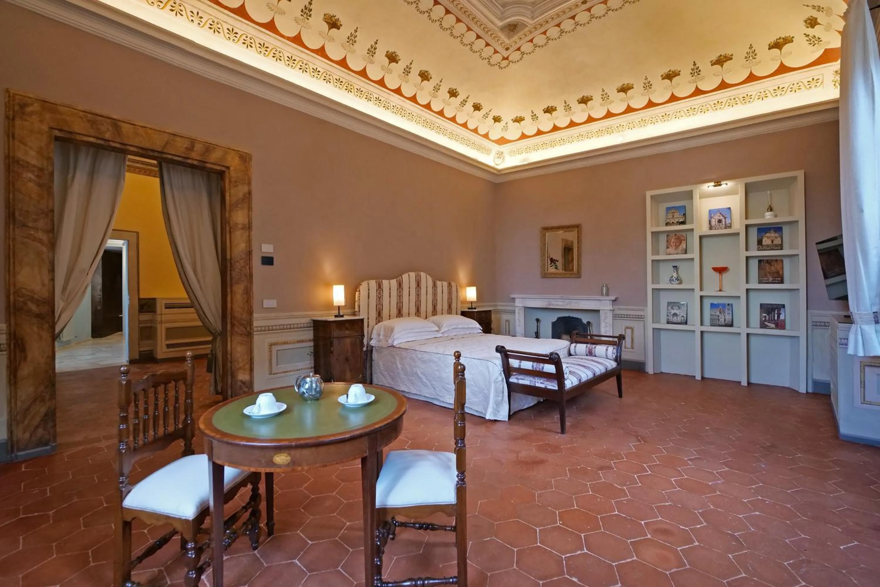 Decorative detail in Delcorto Suites