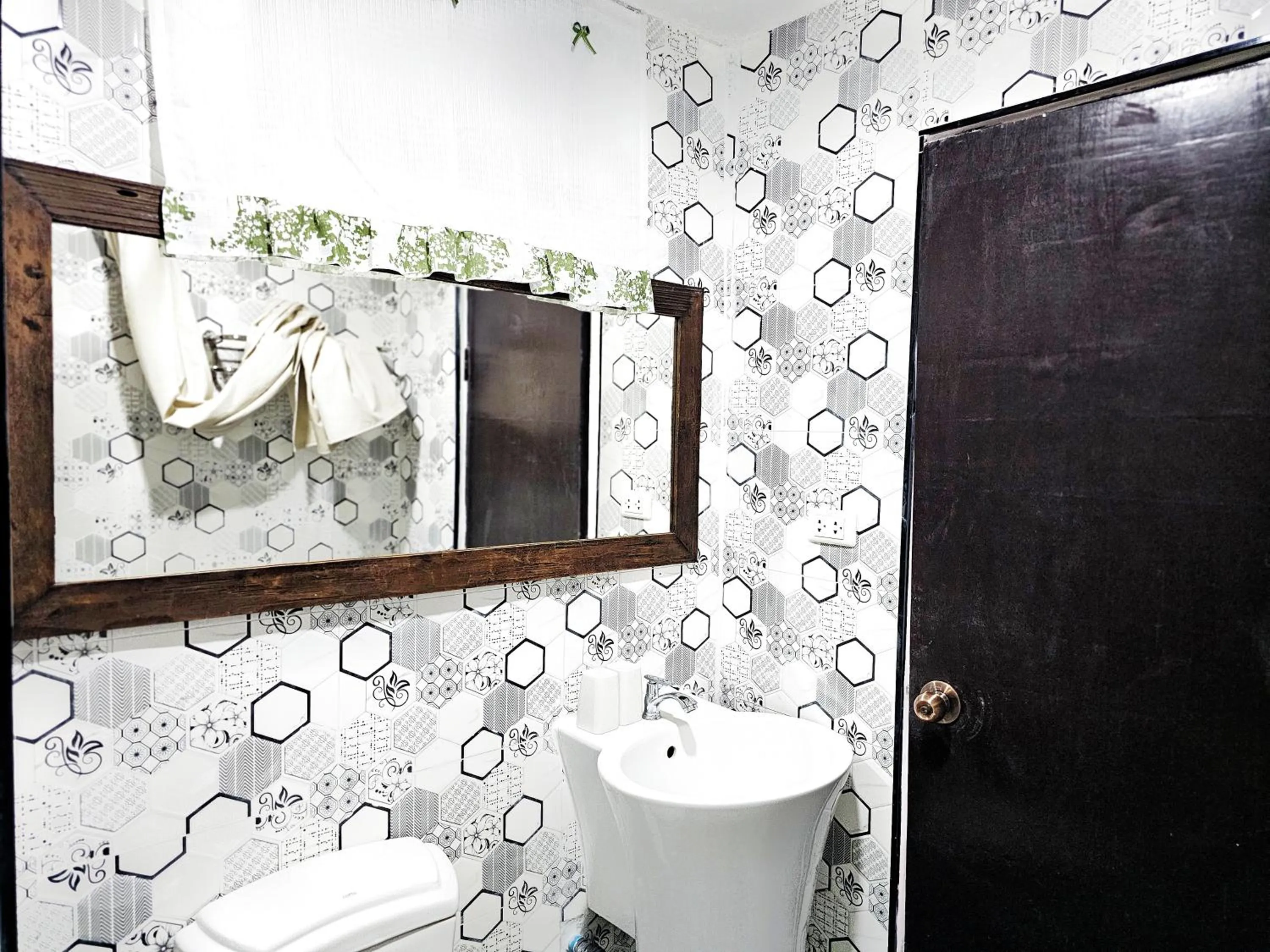 Toilet in Elegant Lanna Guesthouse