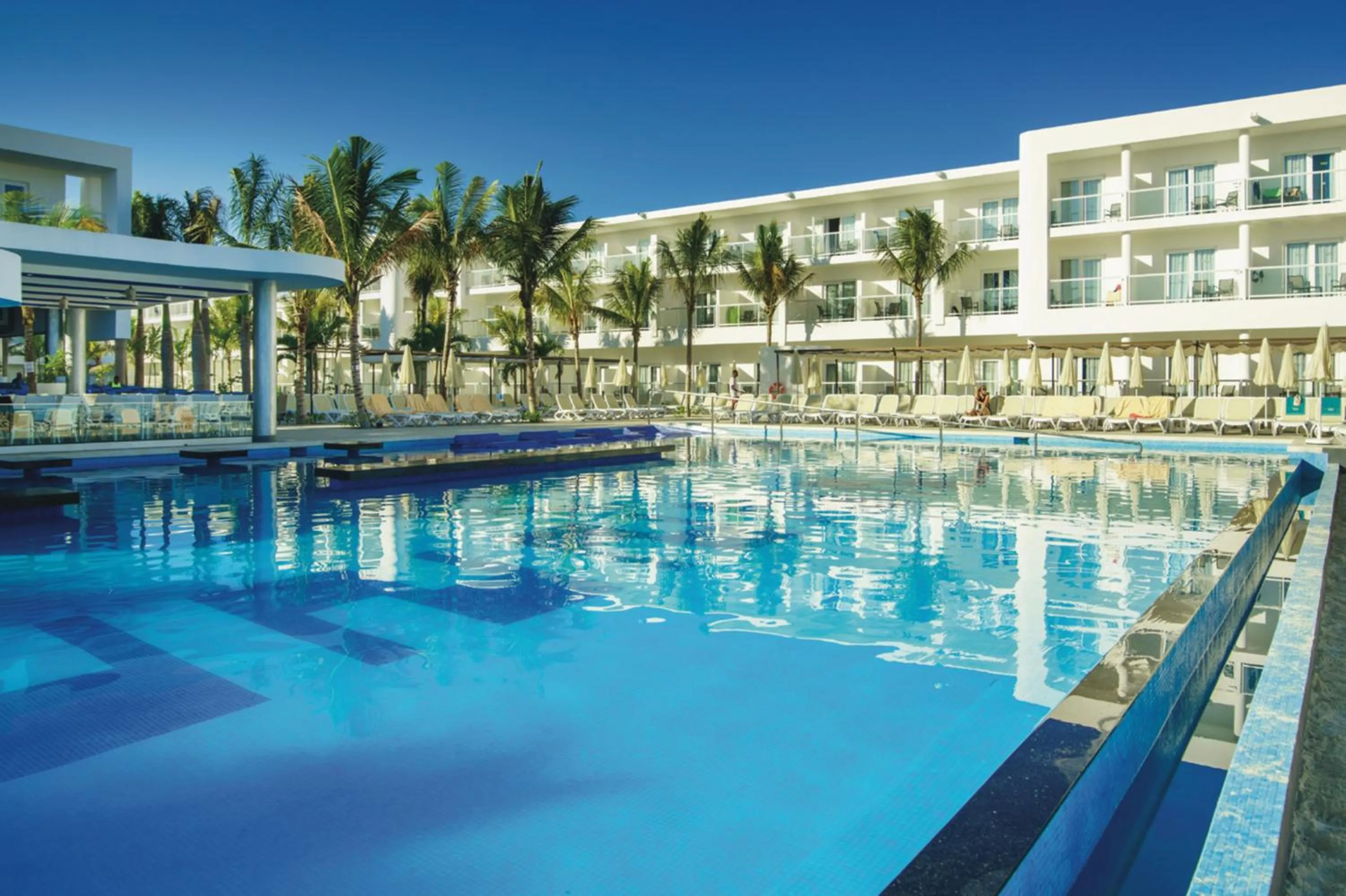 Swimming pool in Riu Reggae - Adults Only - All Inclusive