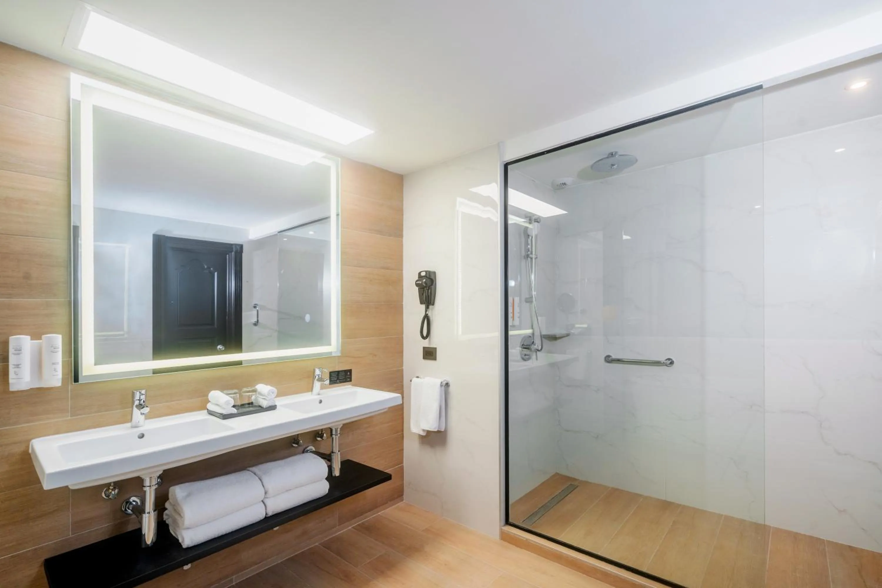 Bathroom in Riu Palace Pacifico - All Inclusive - Adults Only