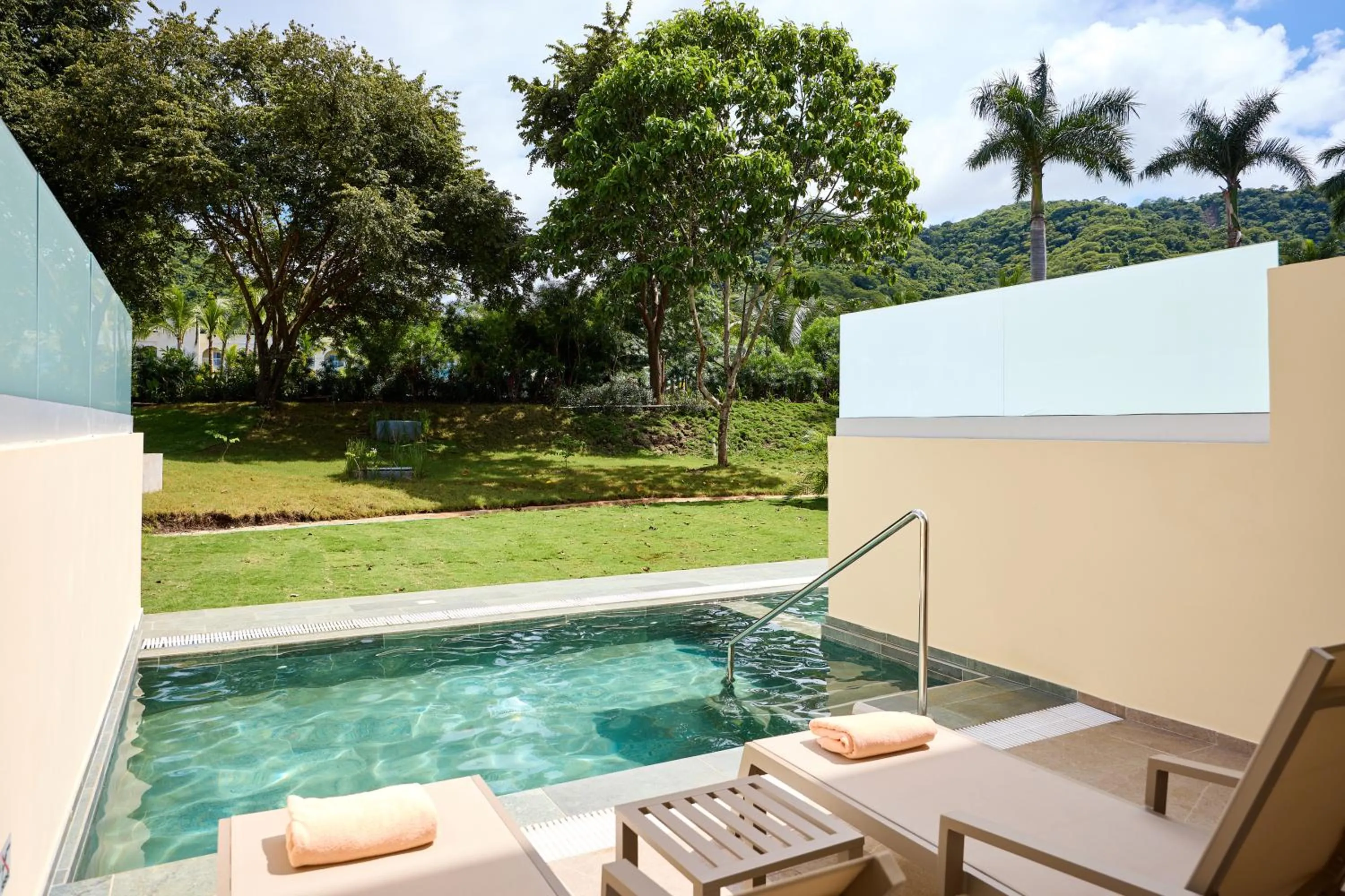 Swimming pool in Riu Guanacaste - All Inclusive