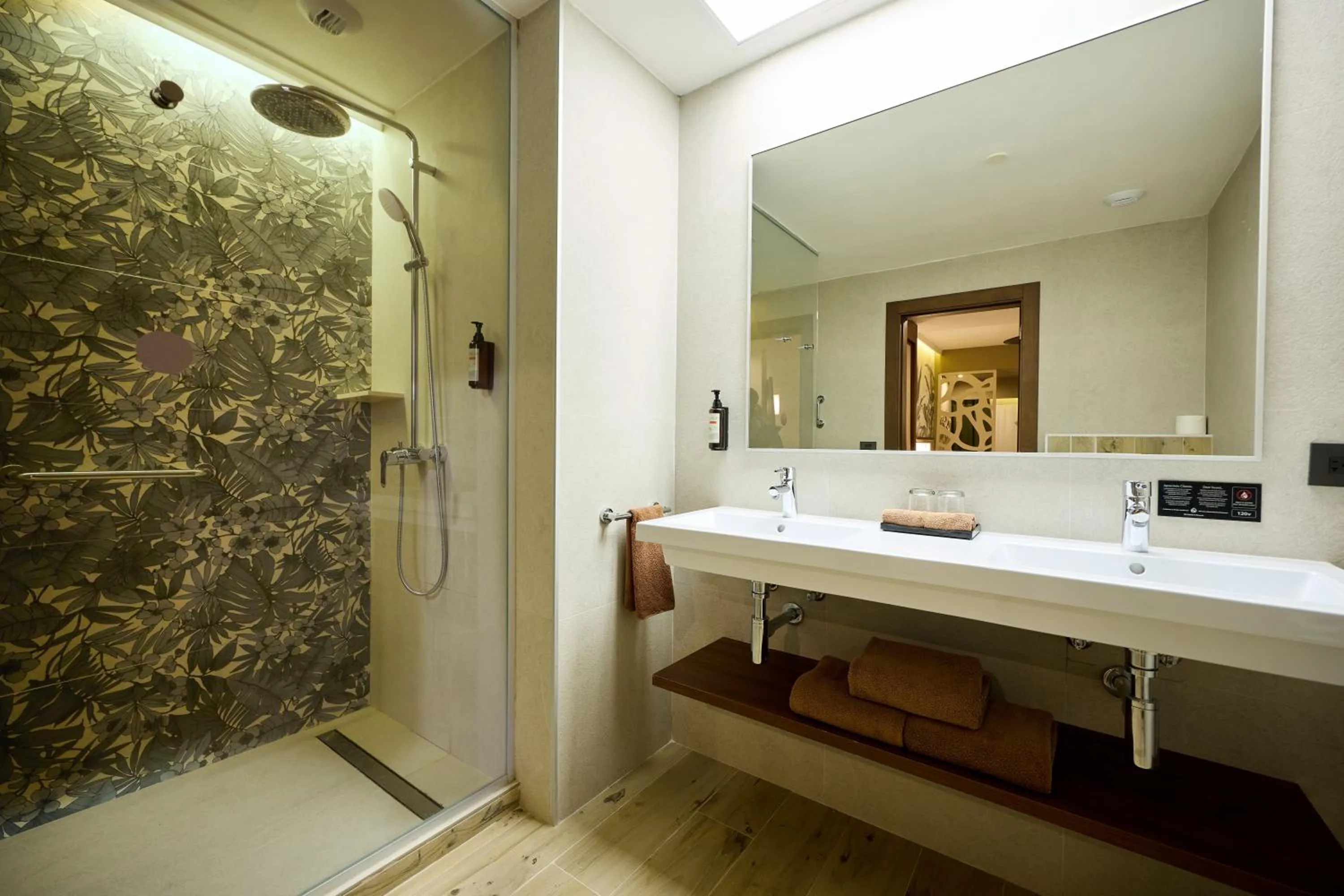 Bathroom in Riu Guanacaste - All Inclusive