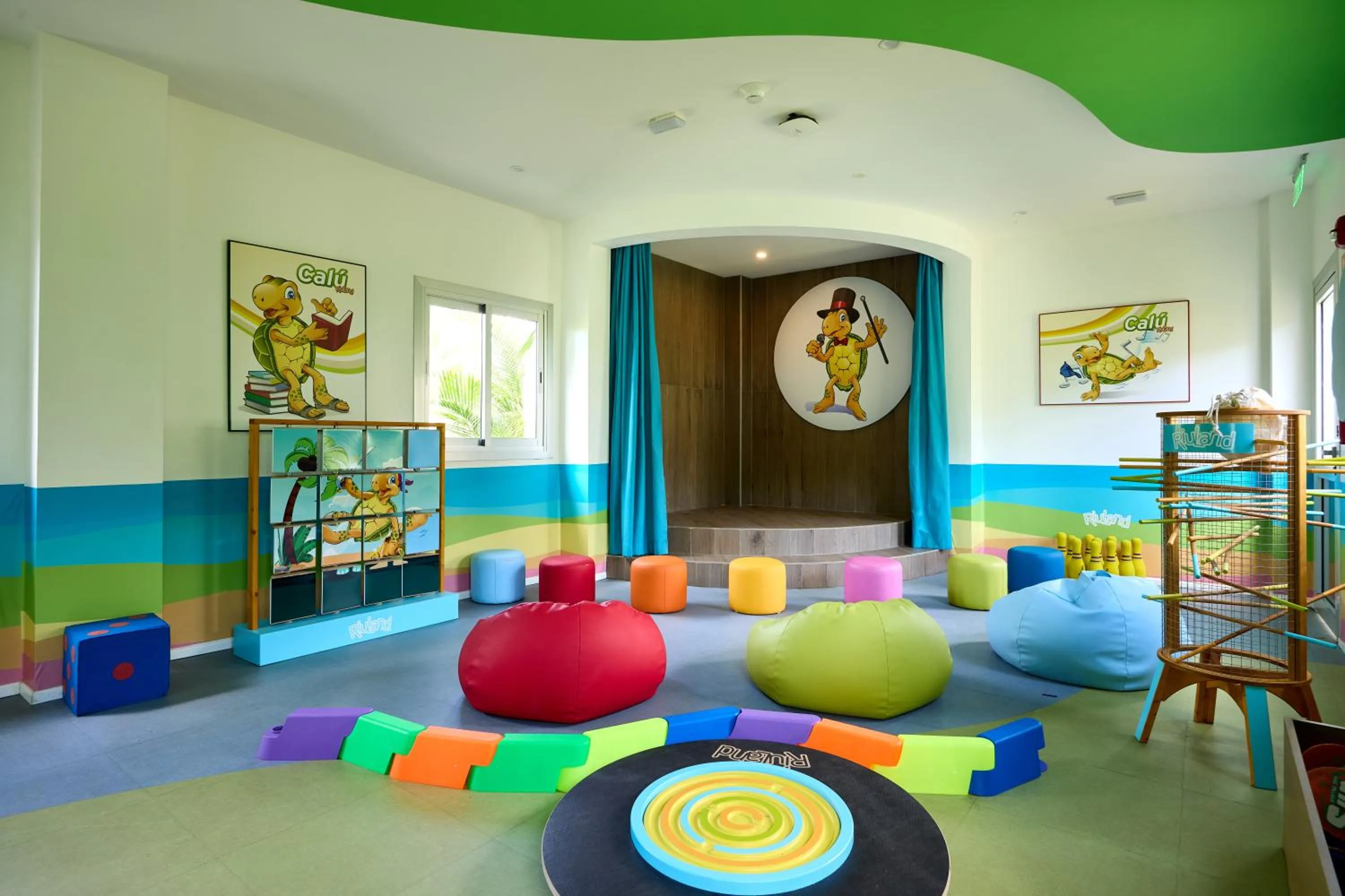 Kids's club in Riu Guanacaste - All Inclusive