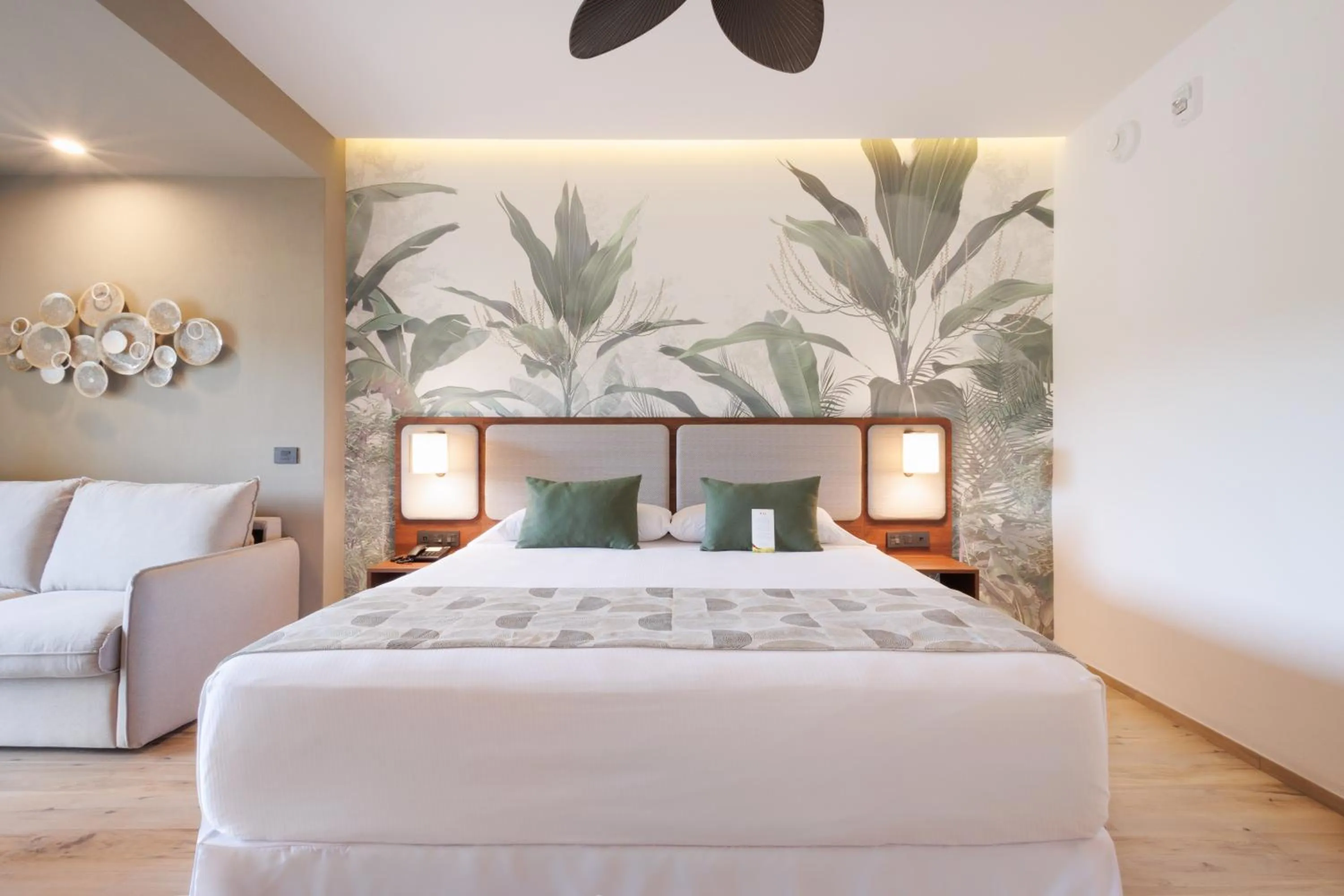 Bed in Riu Guanacaste - All Inclusive