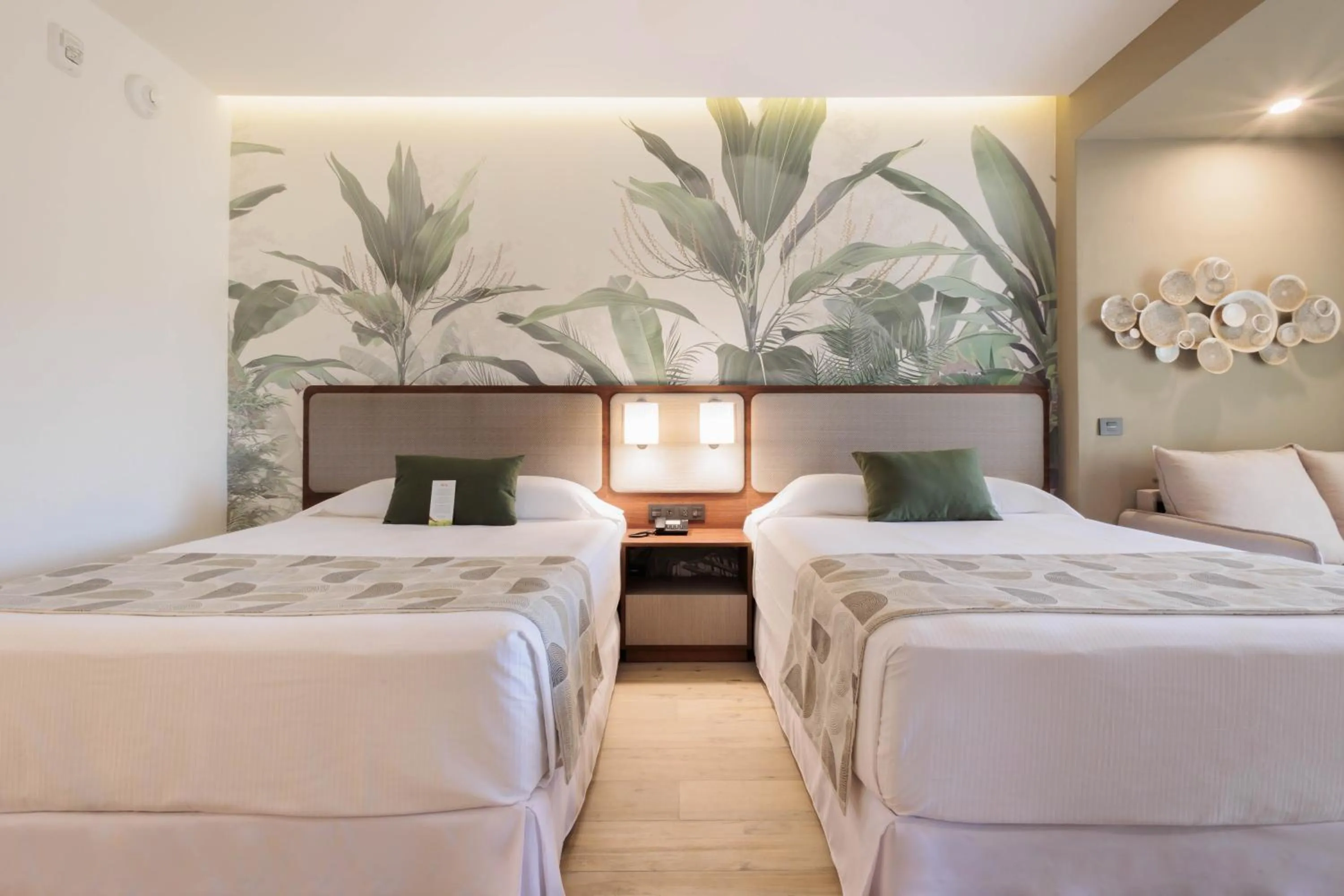 Bed in Riu Guanacaste - All Inclusive