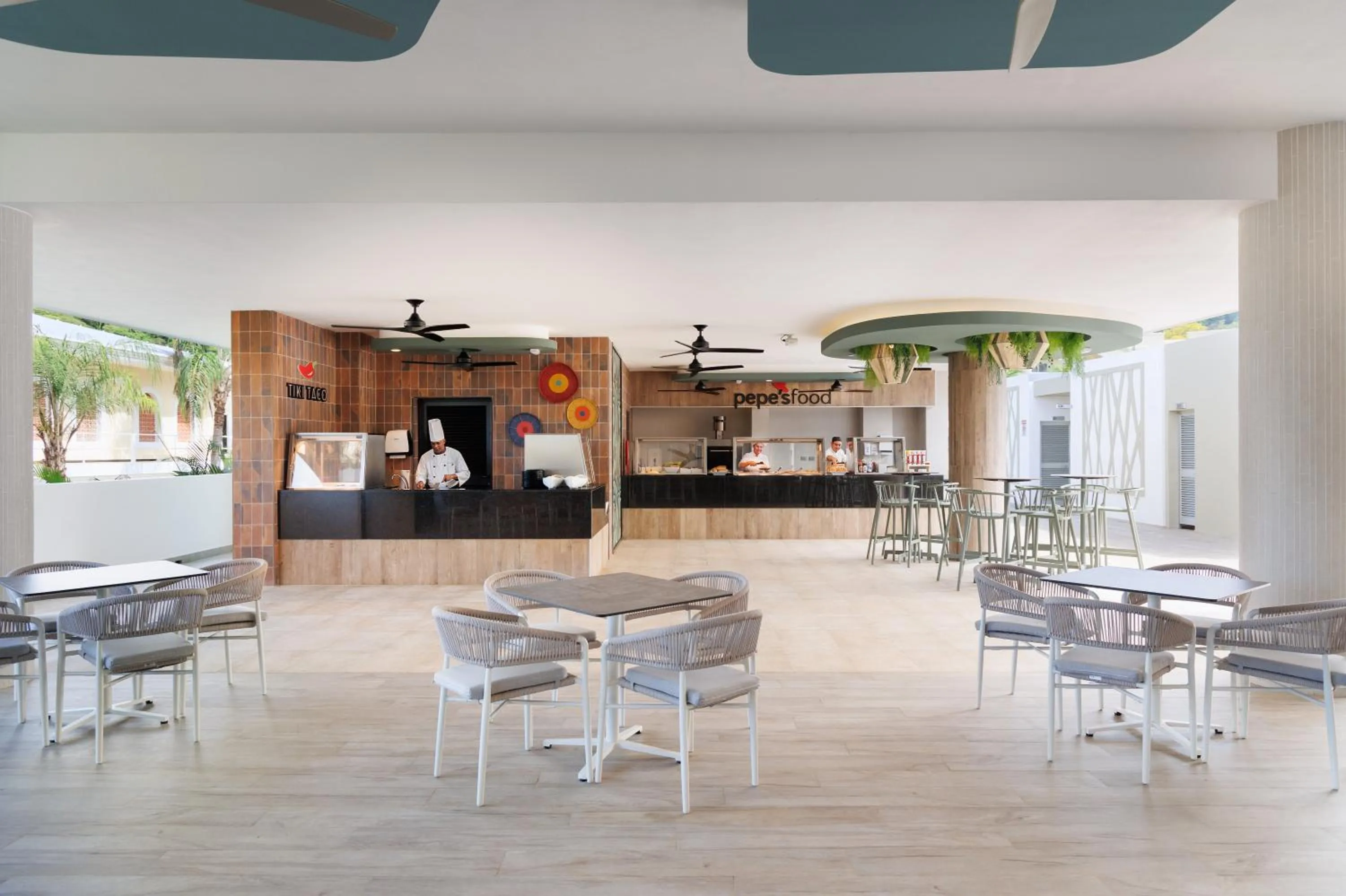 Food and drinks in Riu Guanacaste - All Inclusive