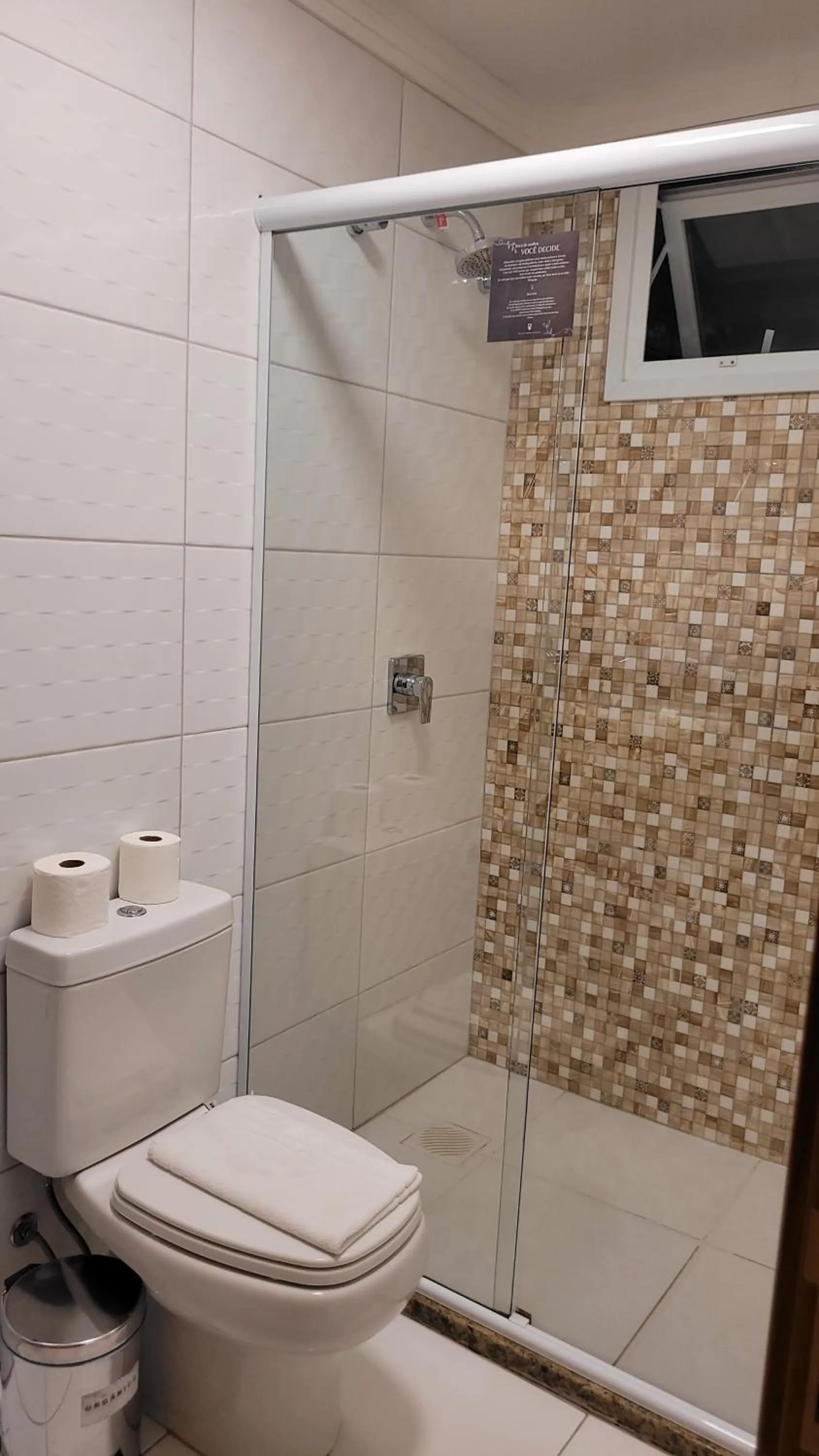 Bathroom in Hotel Golden Hills