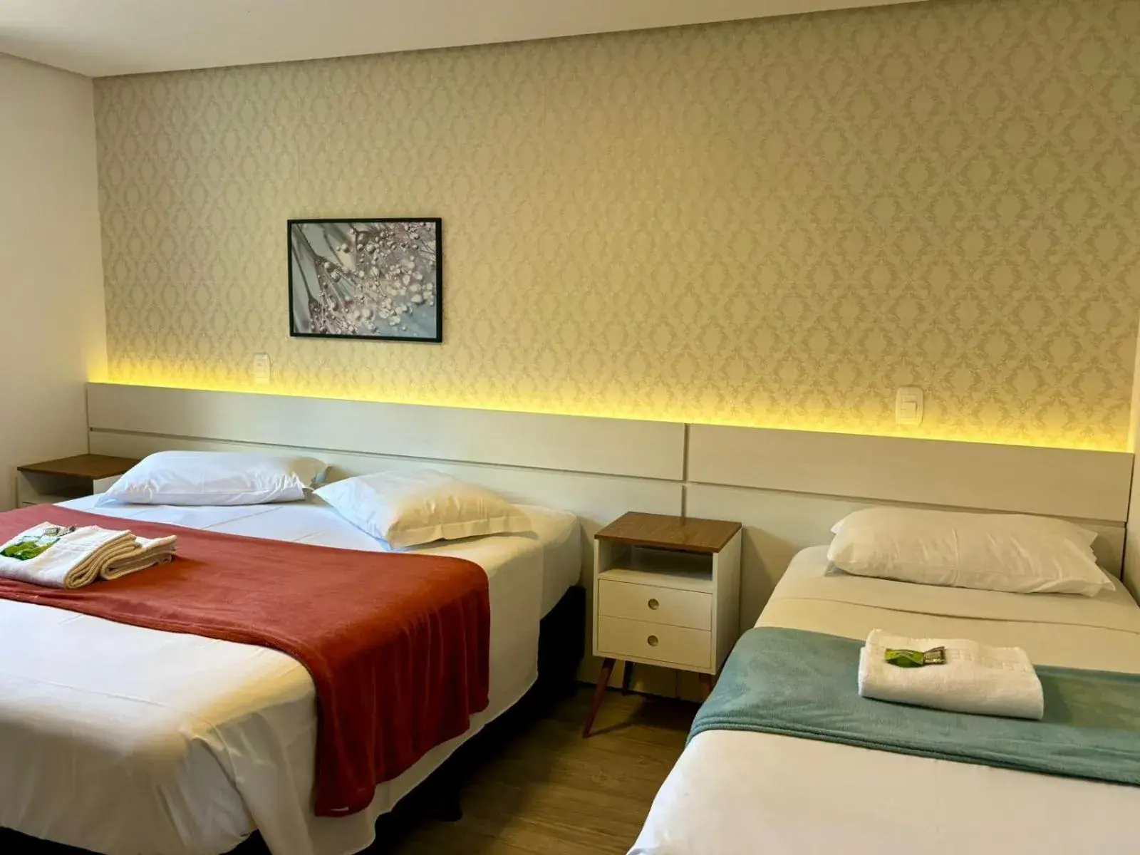 Luxo Superior Triplo in Hotel Golden Hills Luxo Superior Triplo in Hotel Golden Hills