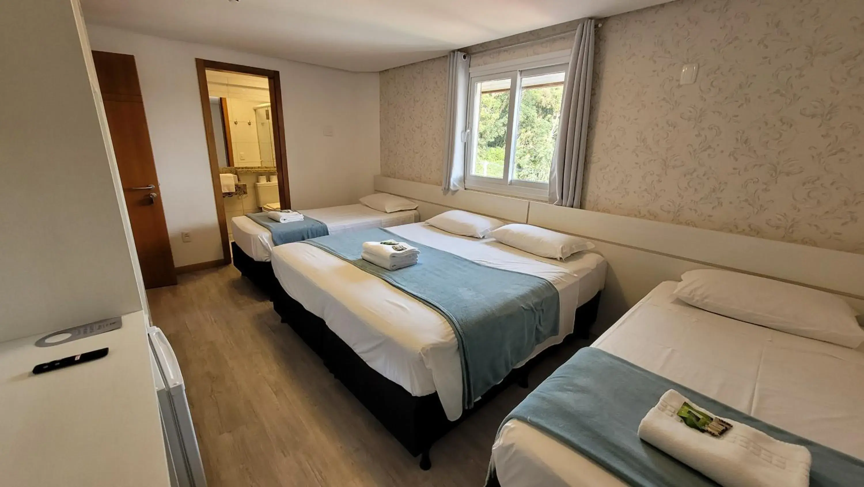 Luxo Quadruplo in Hotel Golden Hills Luxo Quadruplo in Hotel Golden Hills