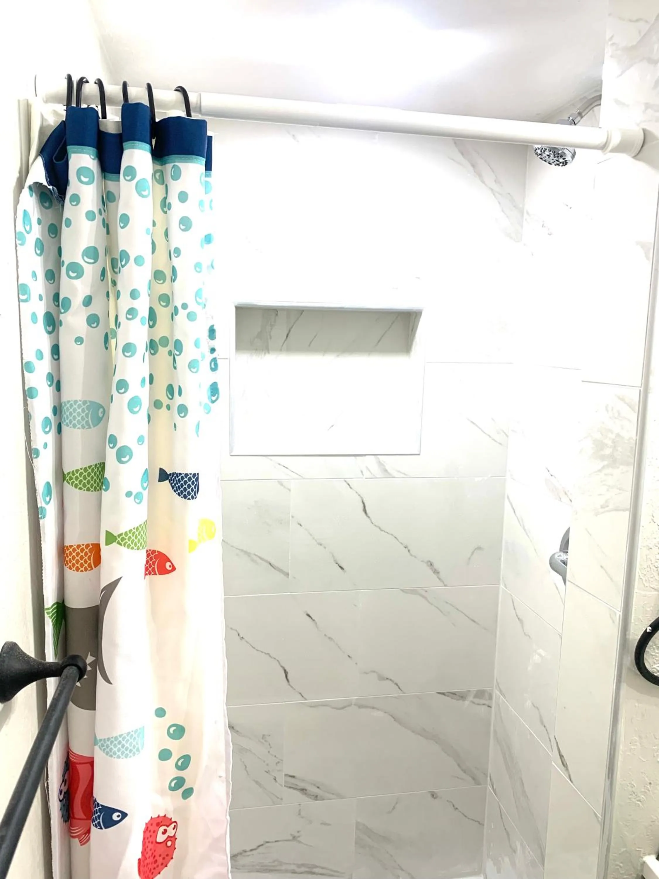 Bathroom in Three Zzz’s