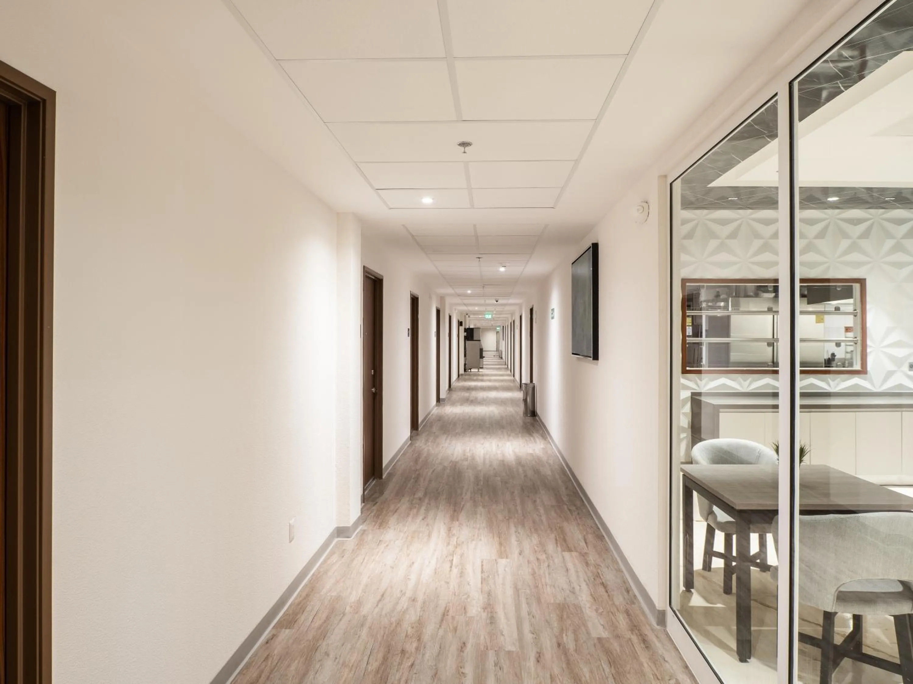 Living room in Hotel Mesaluna Short & Long Stay