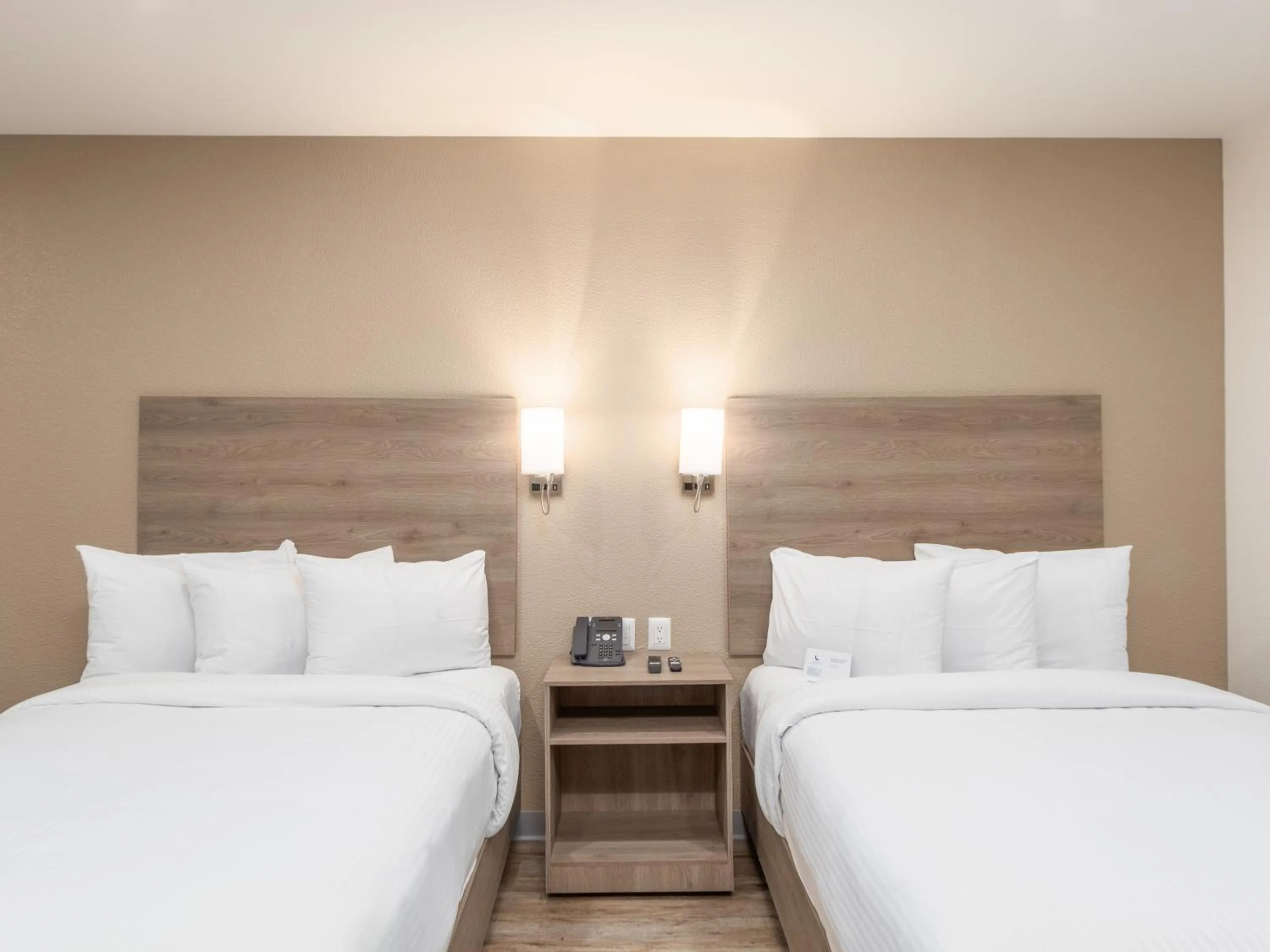 Bed in Hotel Mesaluna Short & Long Stay