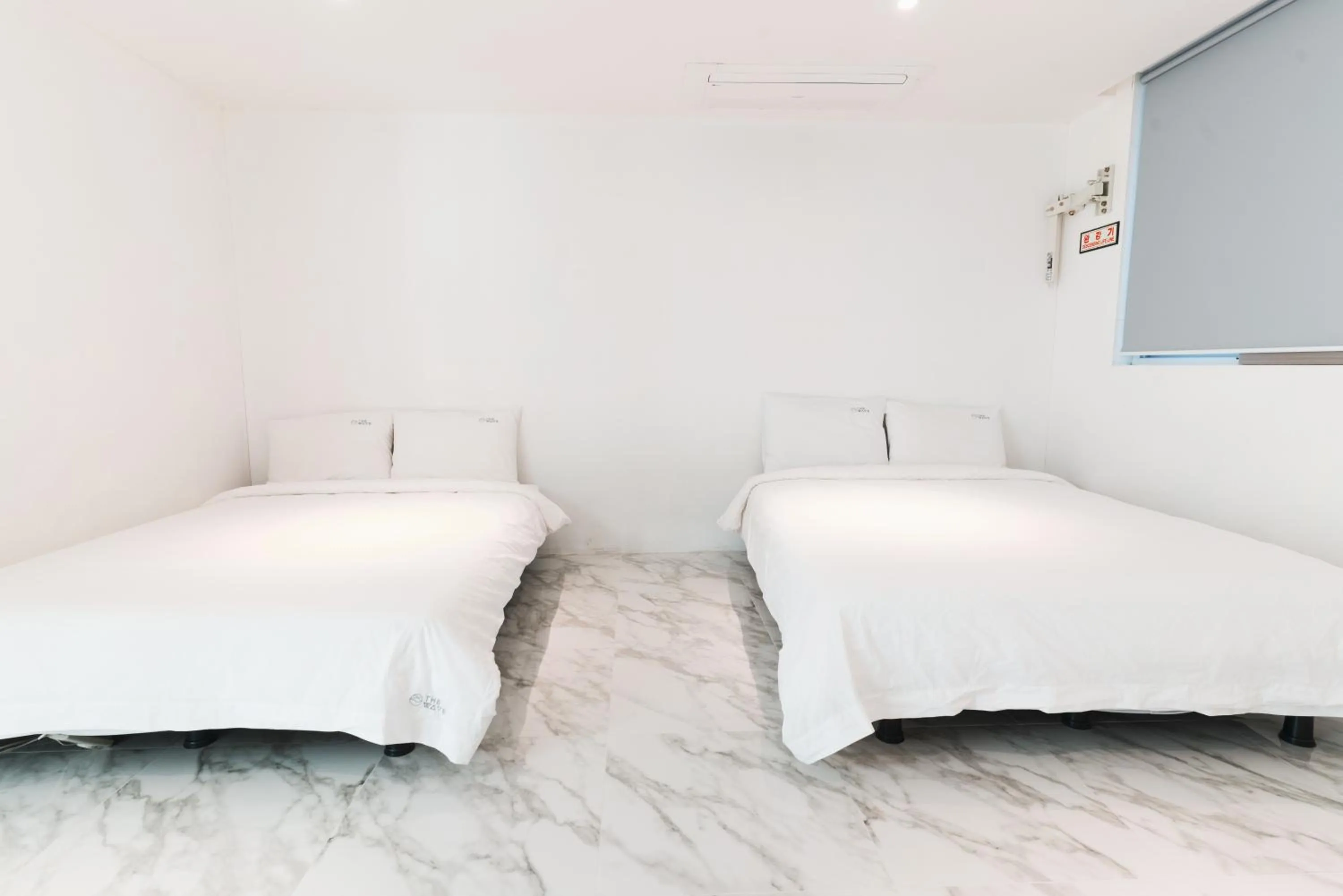 Bed in The Wave Pension