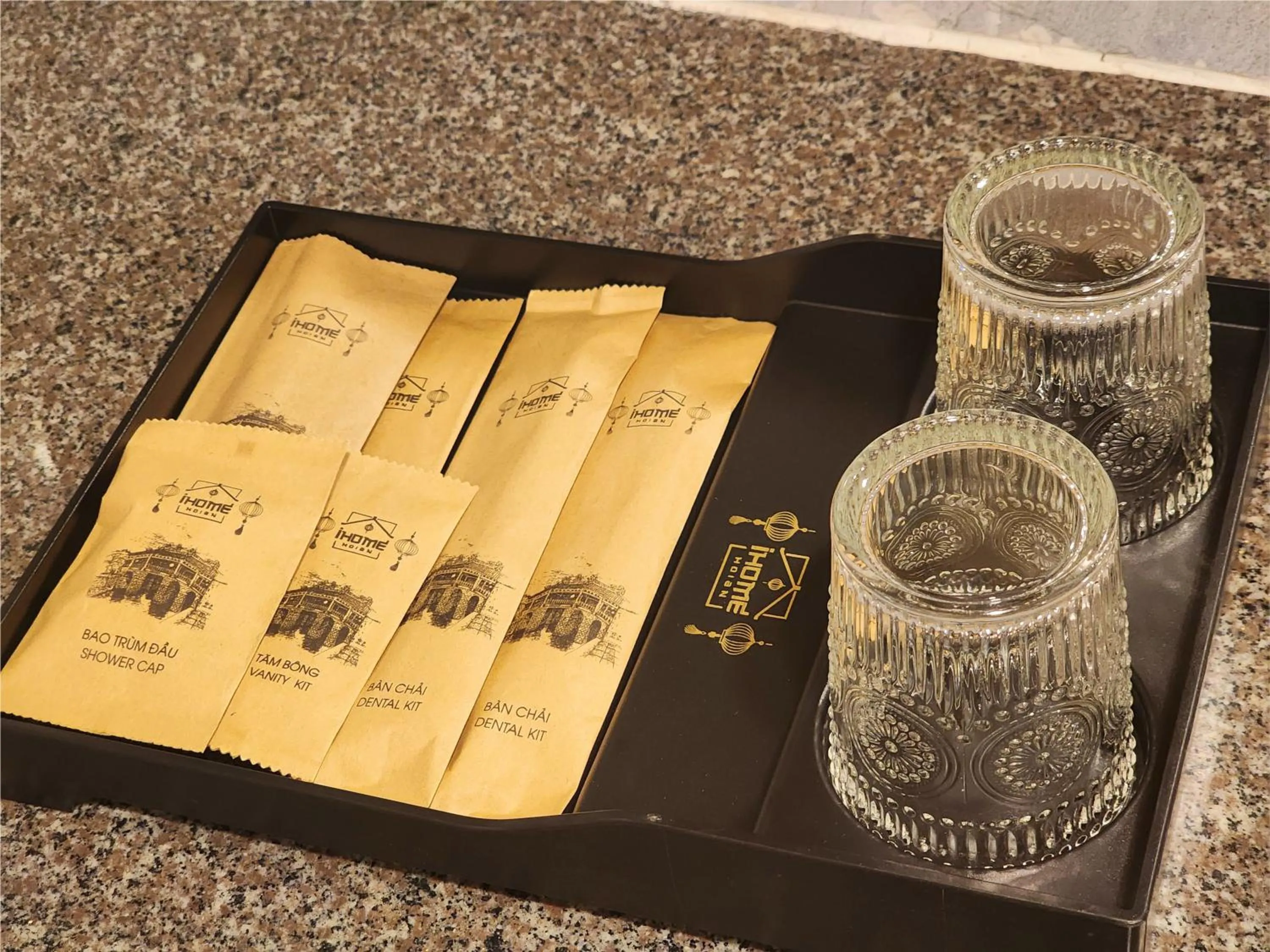 Shower in iHome Hoi An