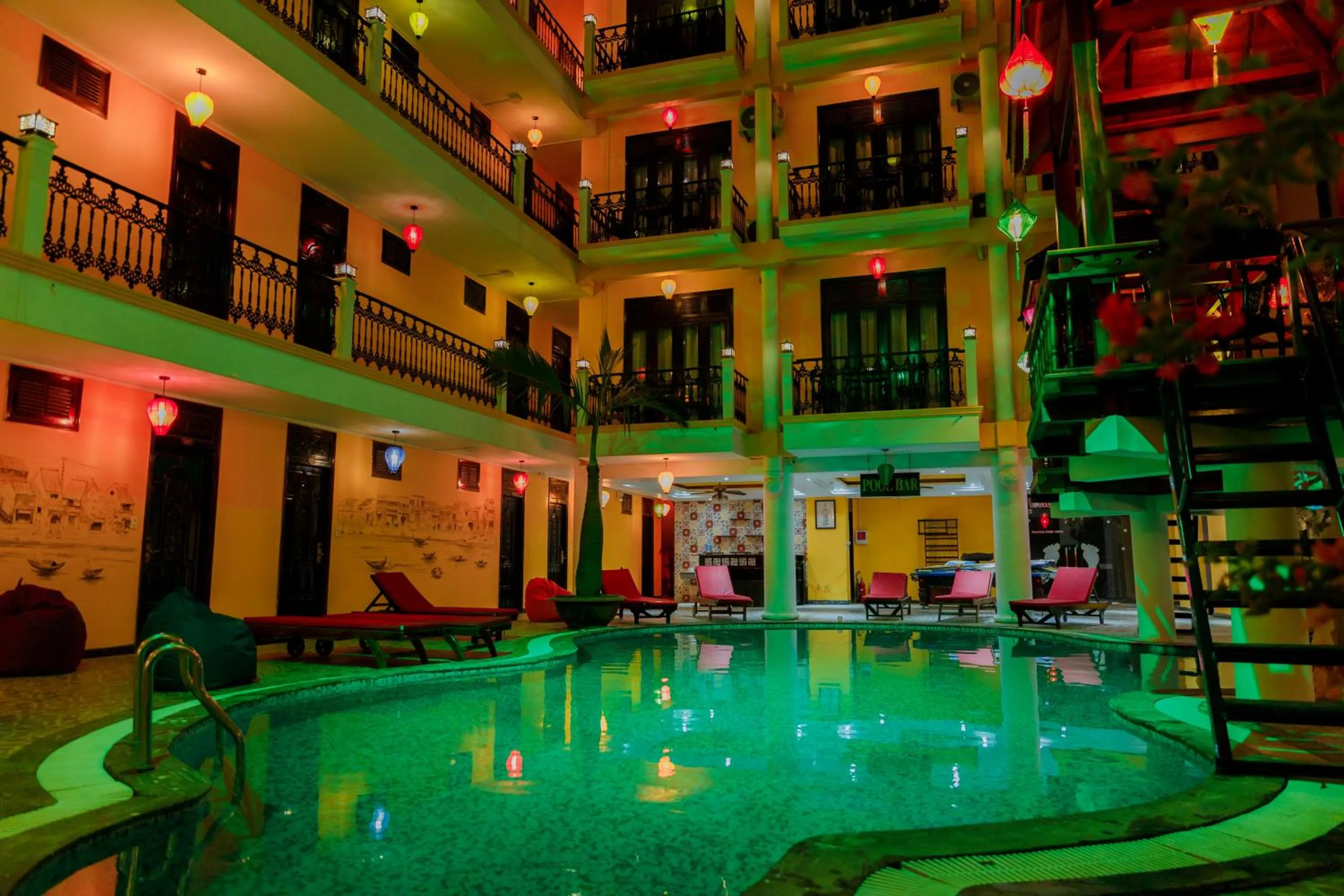 Pool view in iHome Hoi An