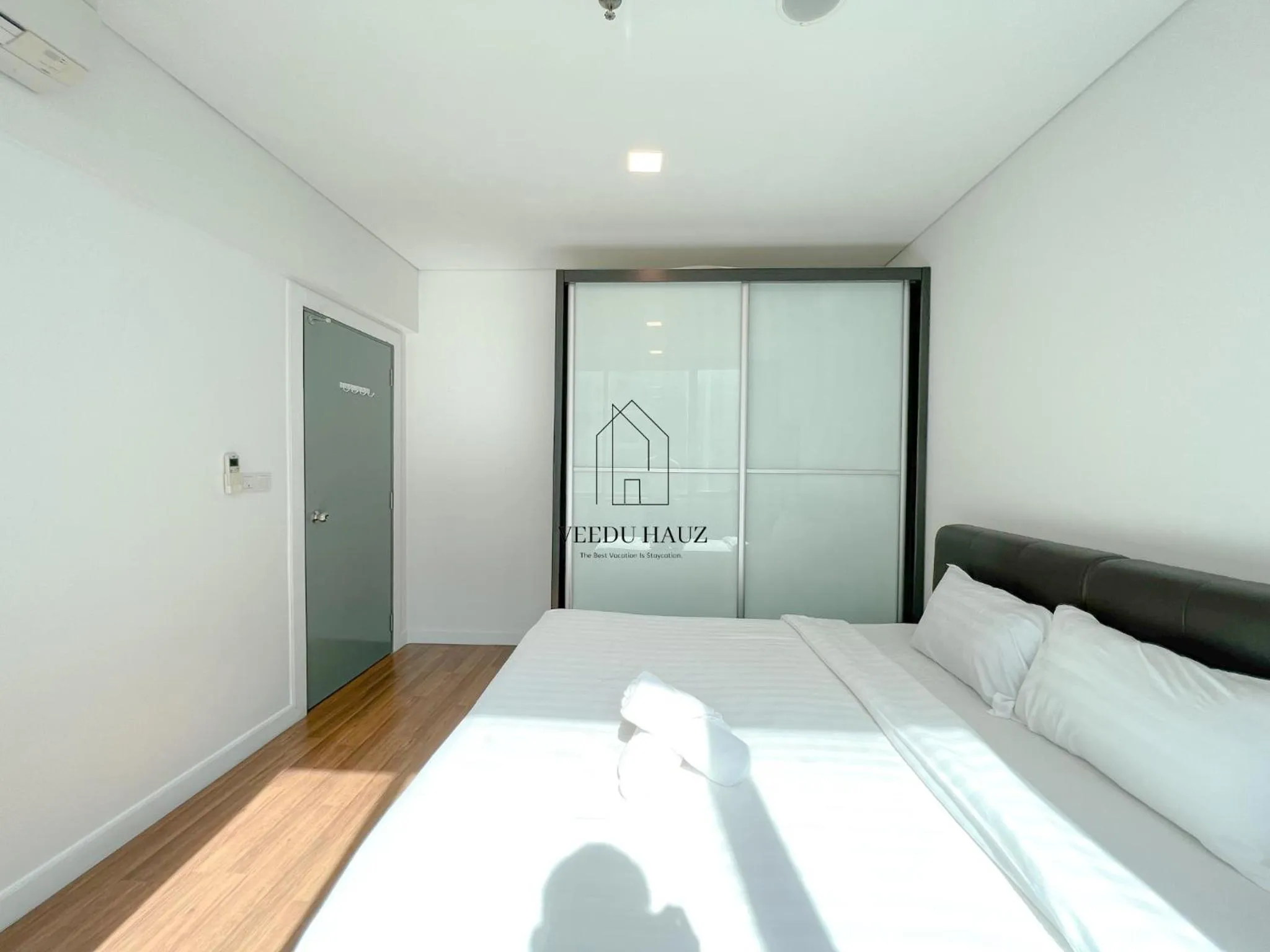 Bedroom, Bed in Mercu Summer Suites KLCC by Veedu Hauz