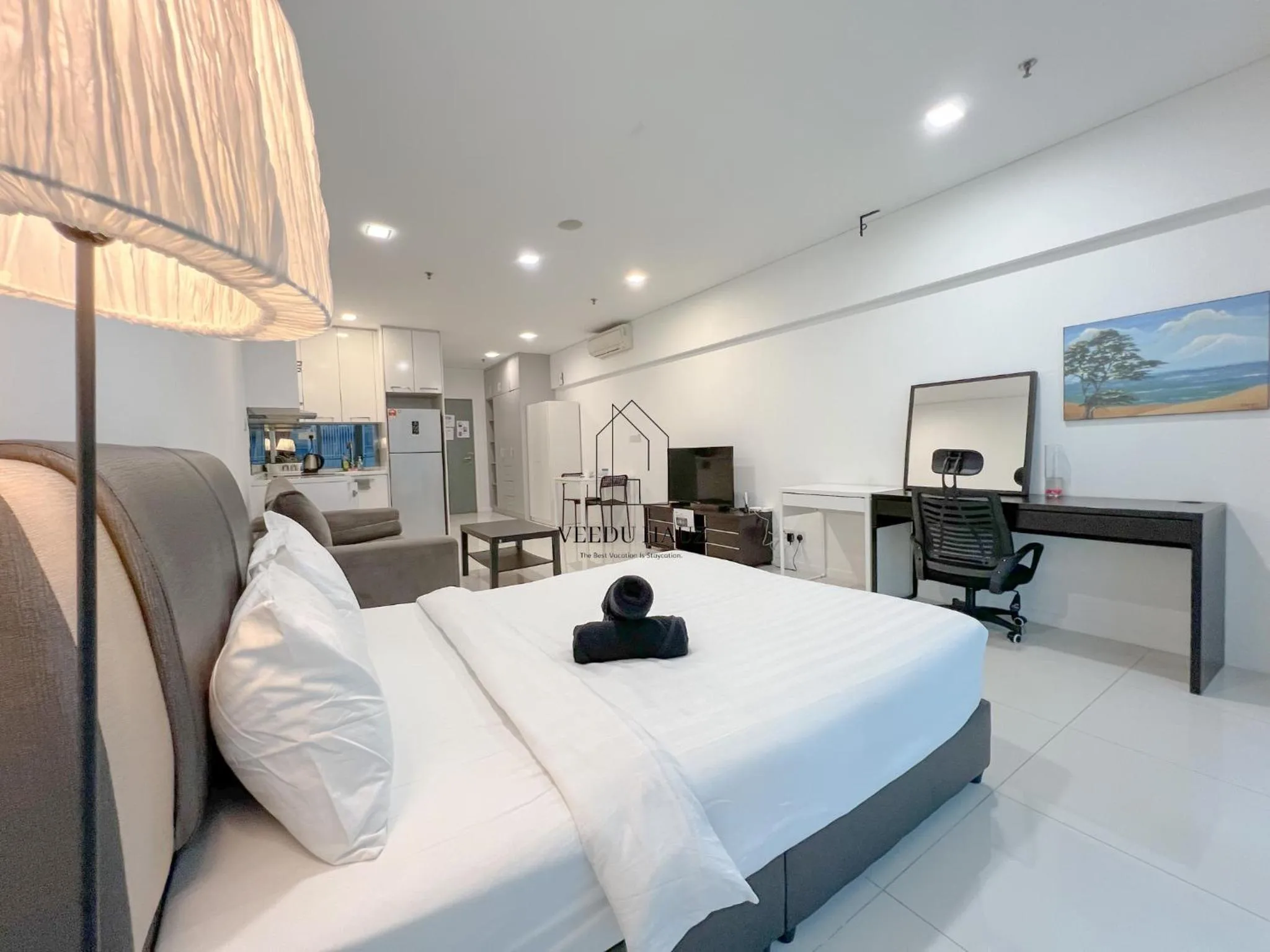 Photo of the whole room in Mercu Summer Suites KLCC by Veedu Hauz