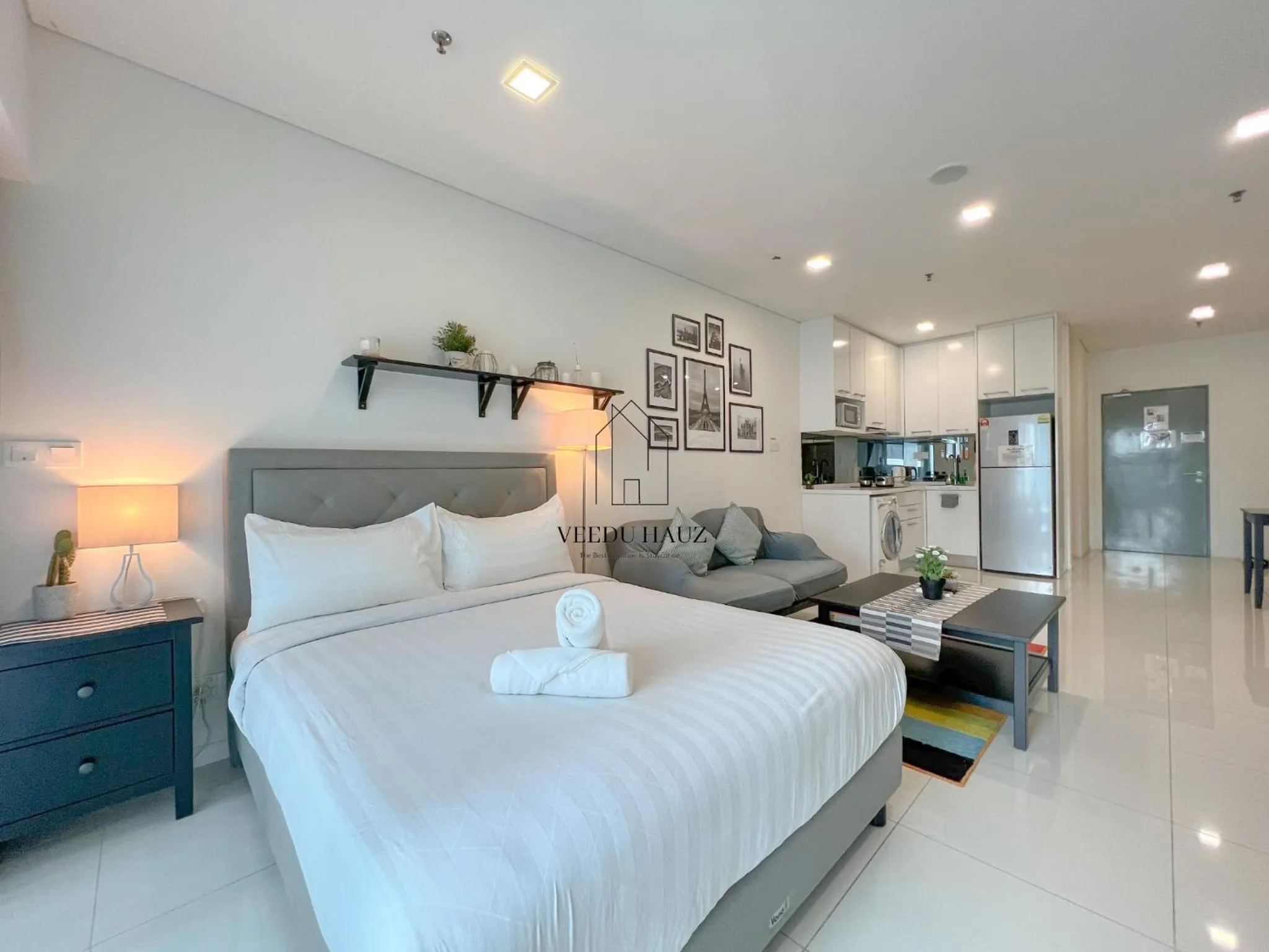 Photo of the whole room, Bed in Mercu Summer Suites KLCC by Veedu Hauz