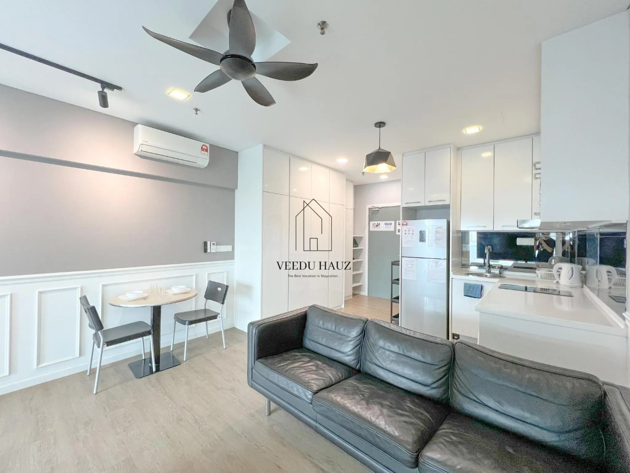 Kitchen or kitchenette in Mercu Summer Suites KLCC by Veedu Hauz