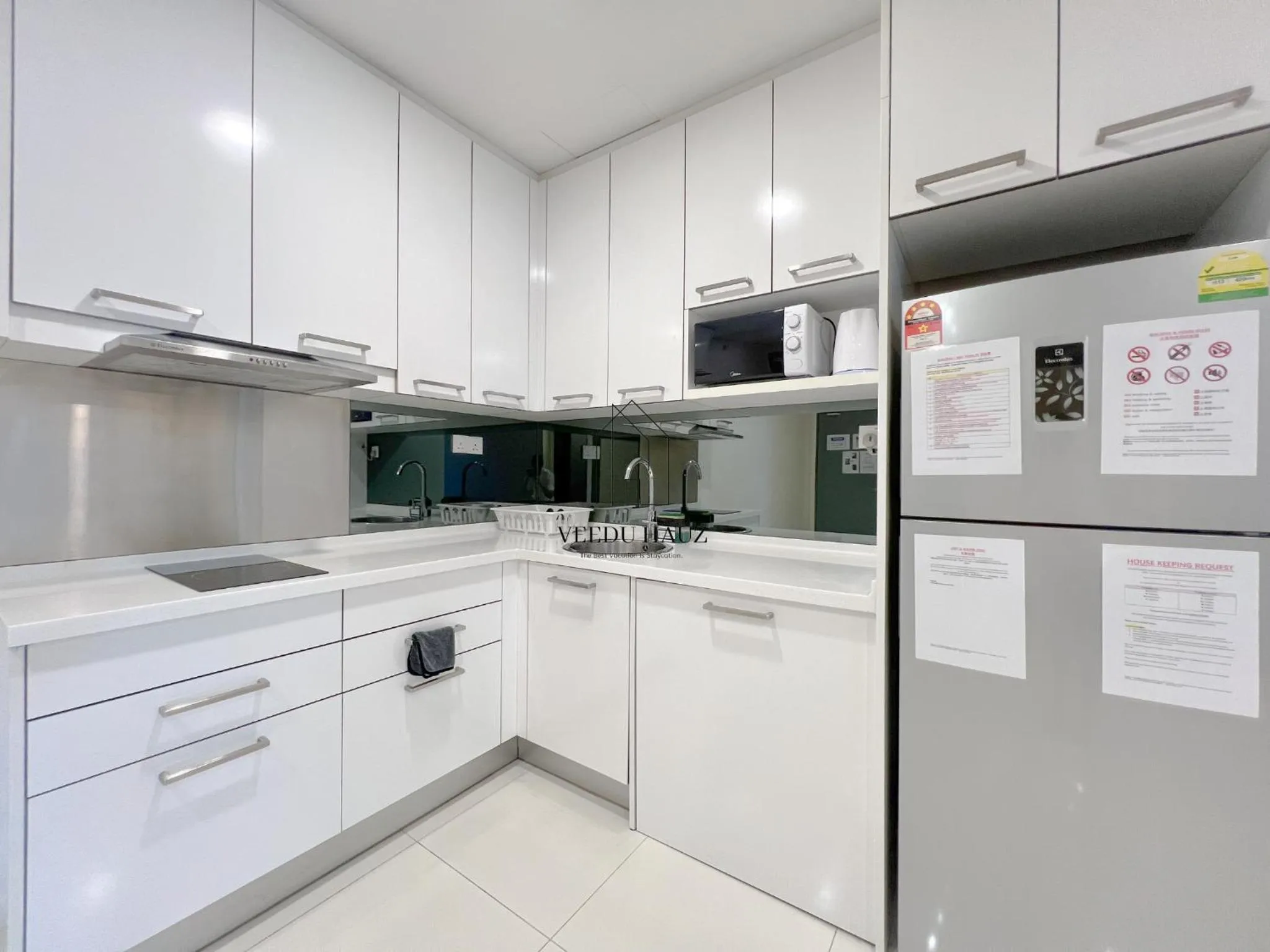 Kitchen or kitchenette in Mercu Summer Suites KLCC by Veedu Hauz