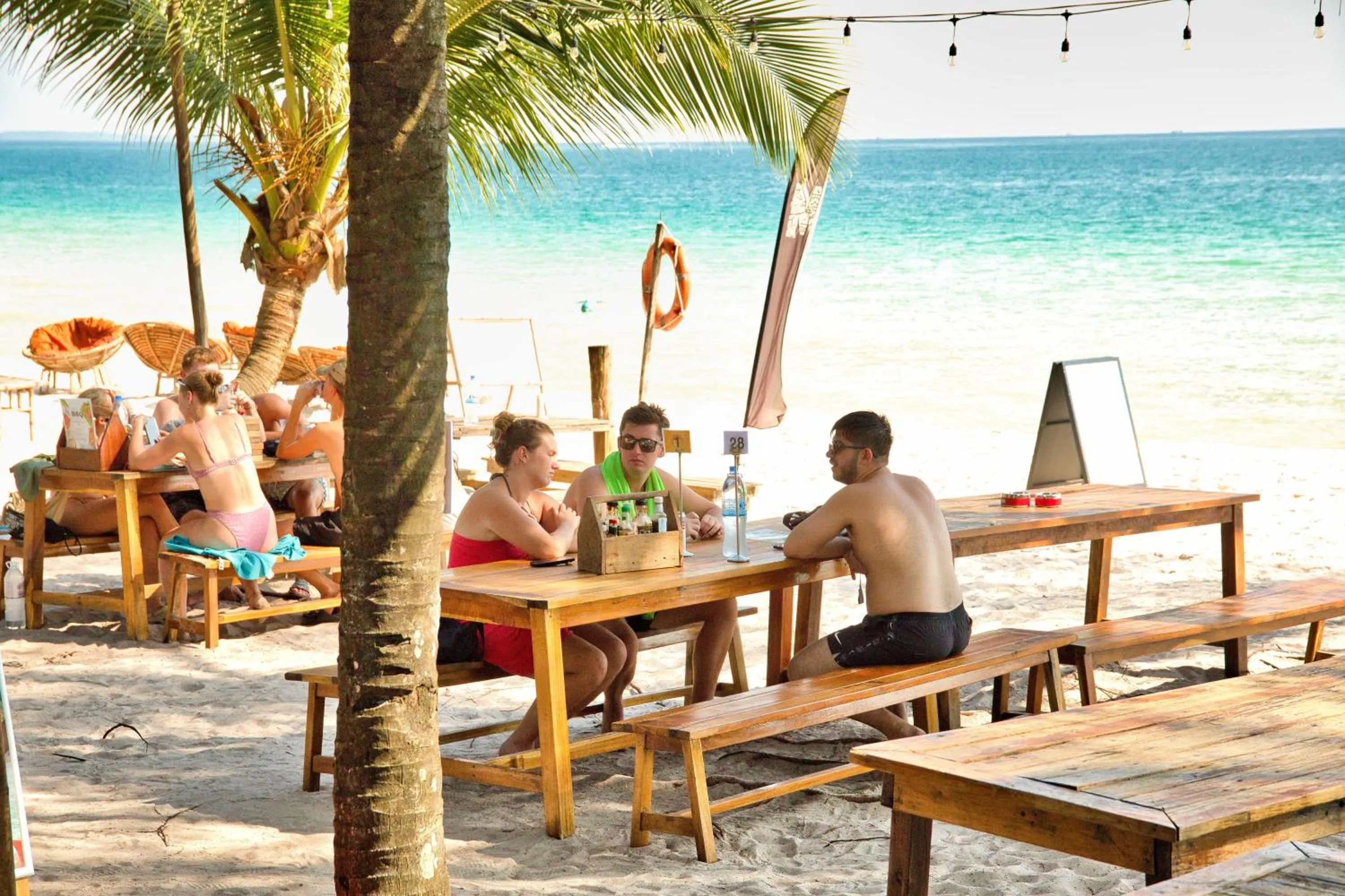 Restaurant/places to eat in Mad Monkey Koh Rong