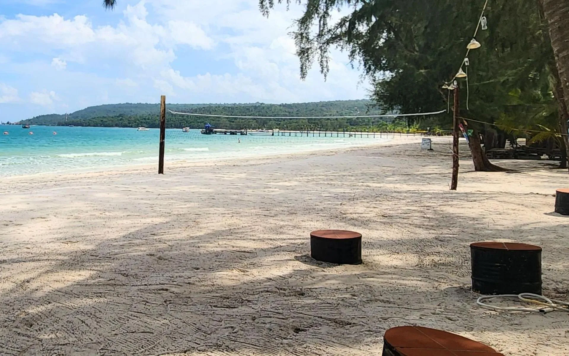 Beach in Mad Monkey Koh Rong