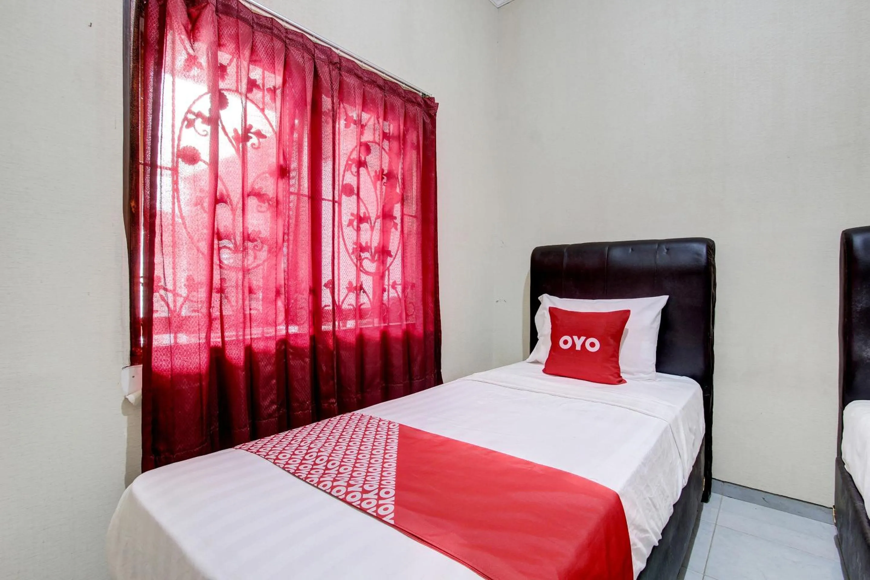 Bedroom in Super OYO 92511 Griya Dias Syariah