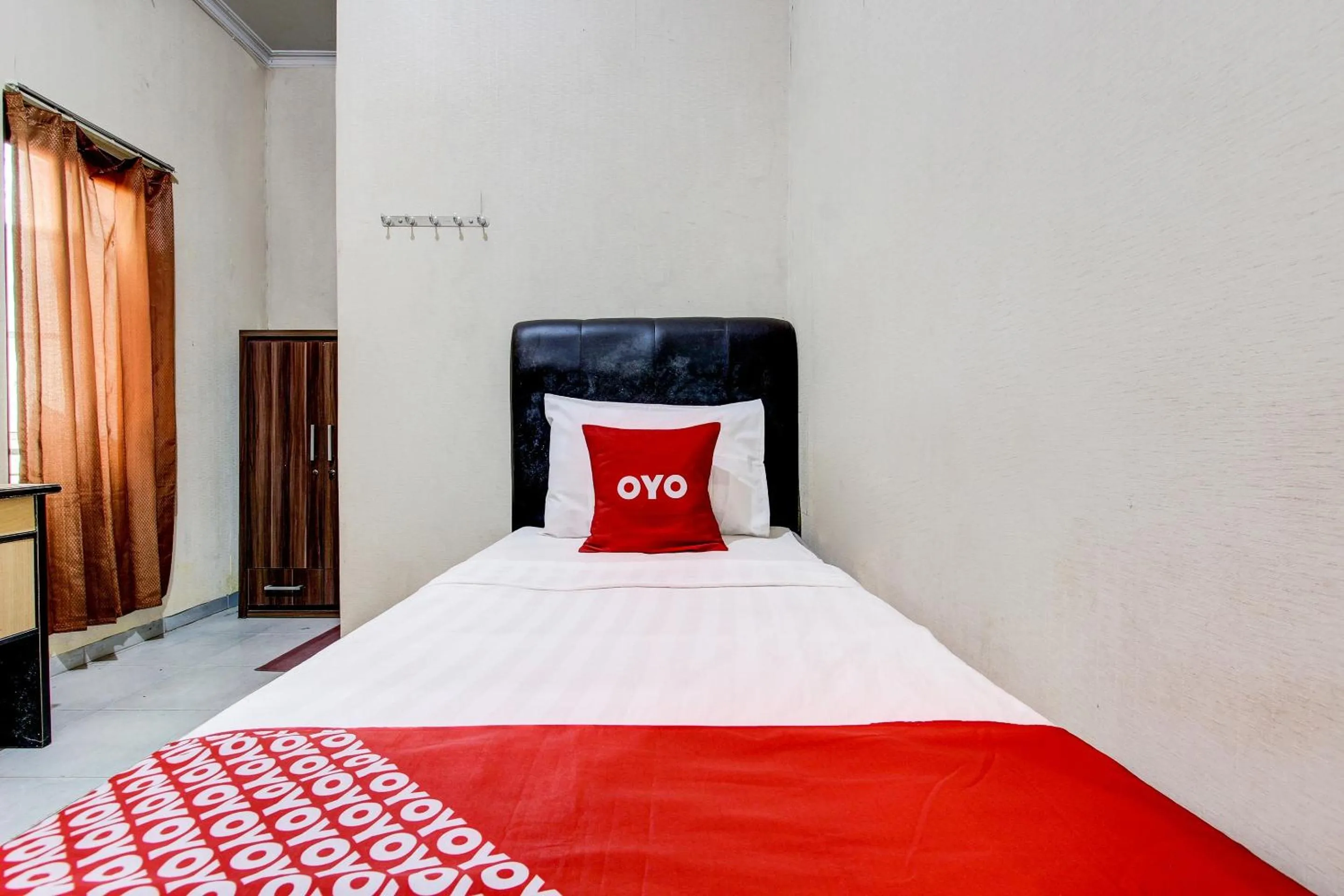 Bedroom in Super OYO 92511 Griya Dias Syariah