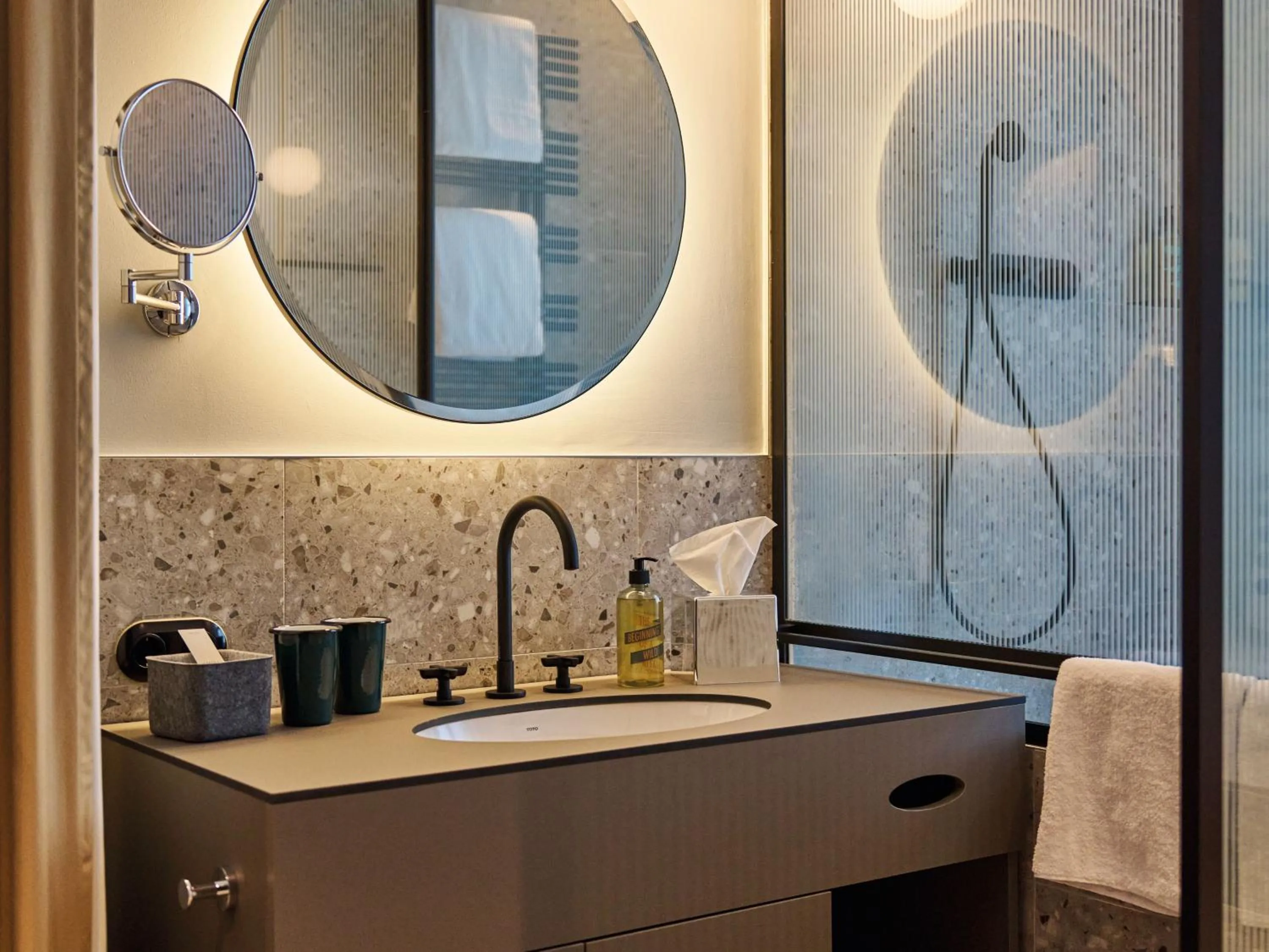 Shower in Urban Nature Bad Gastein - Badeschloss