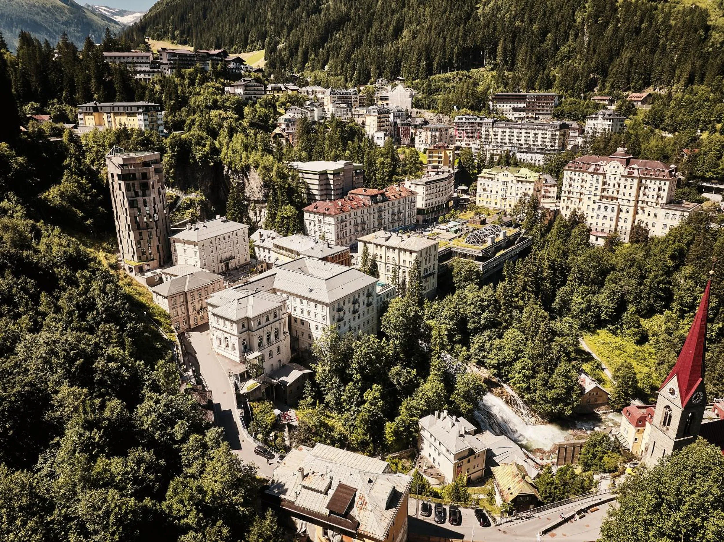 Property building in Urban Nature Bad Gastein - Badeschloss