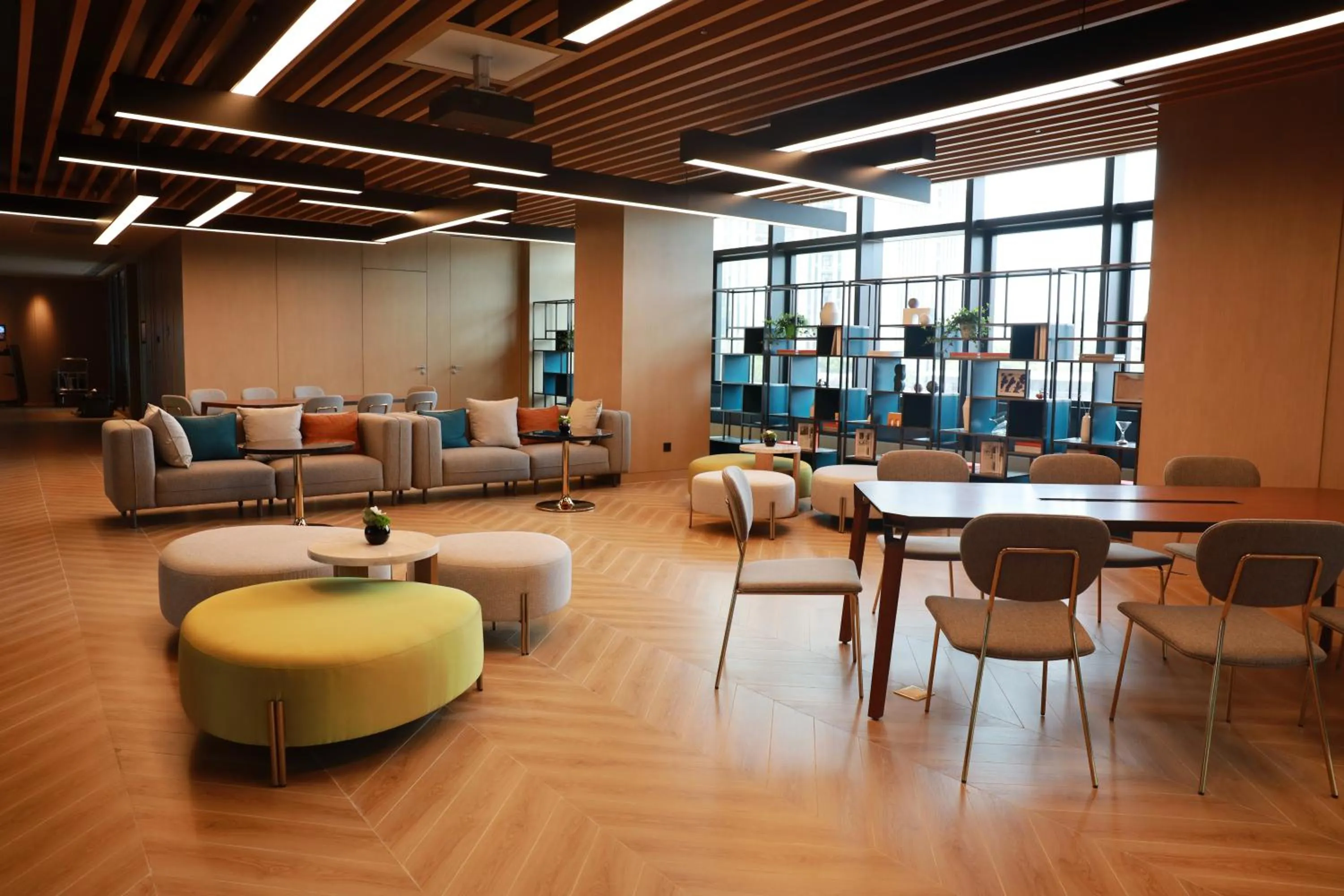 Meeting/conference room in Artyzen Habitat Taopu Shanghai