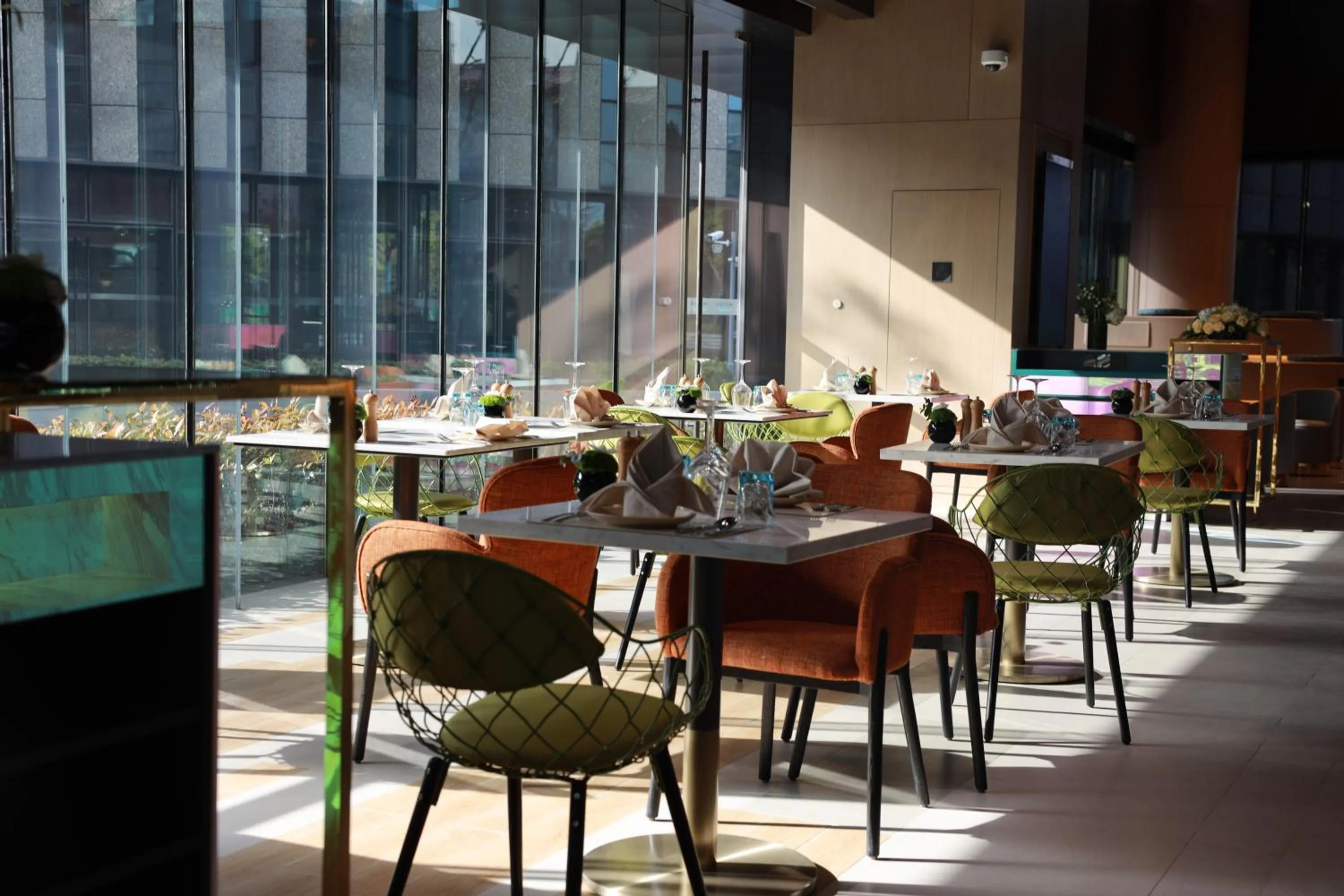 Restaurant/places to eat in Artyzen Habitat Taopu Shanghai