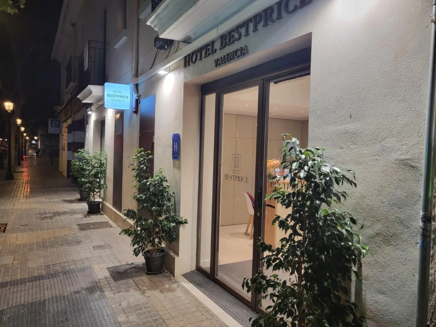 Hotel BESTPRICE Valencia