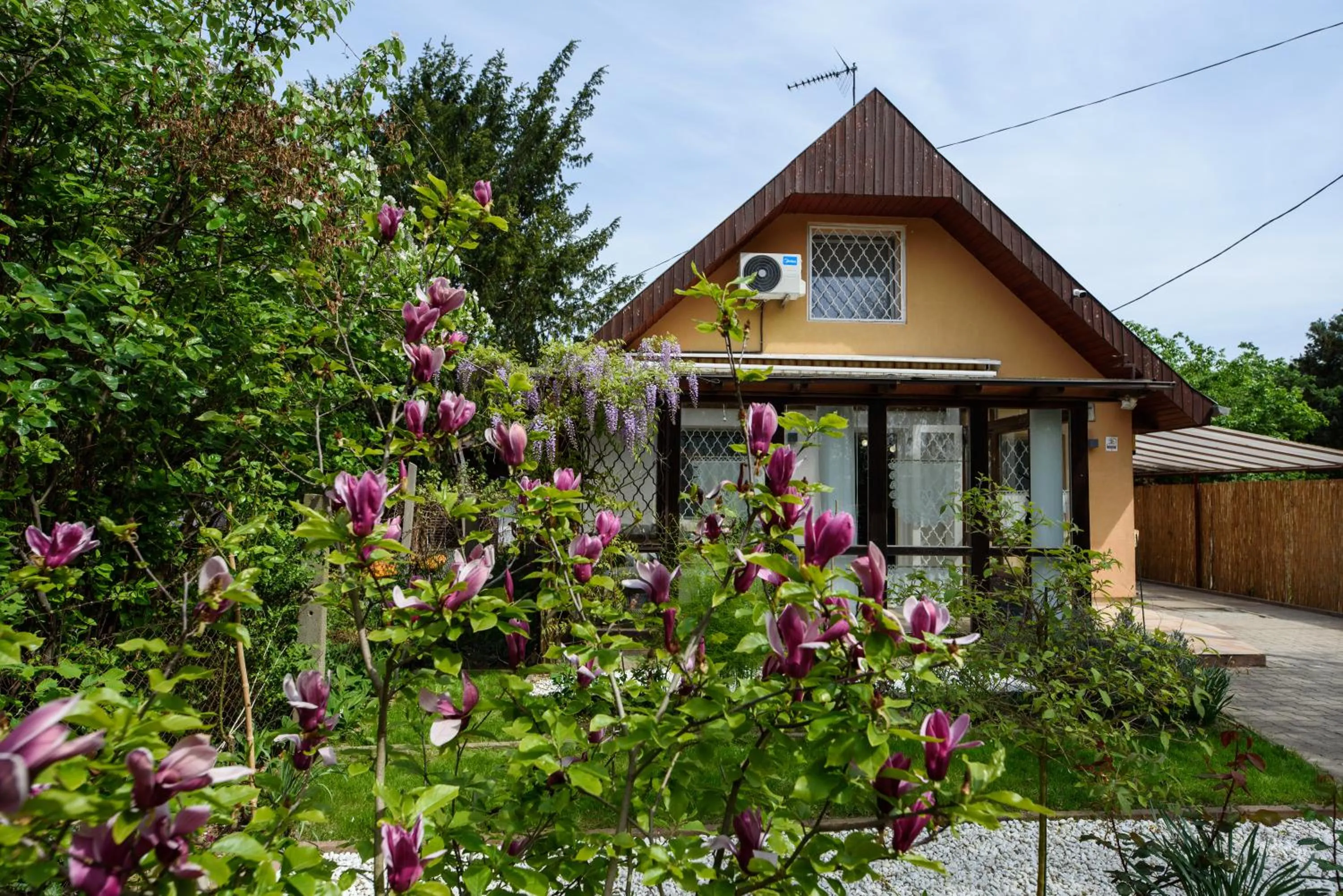 Property building in Emili Apartman Ráckeve