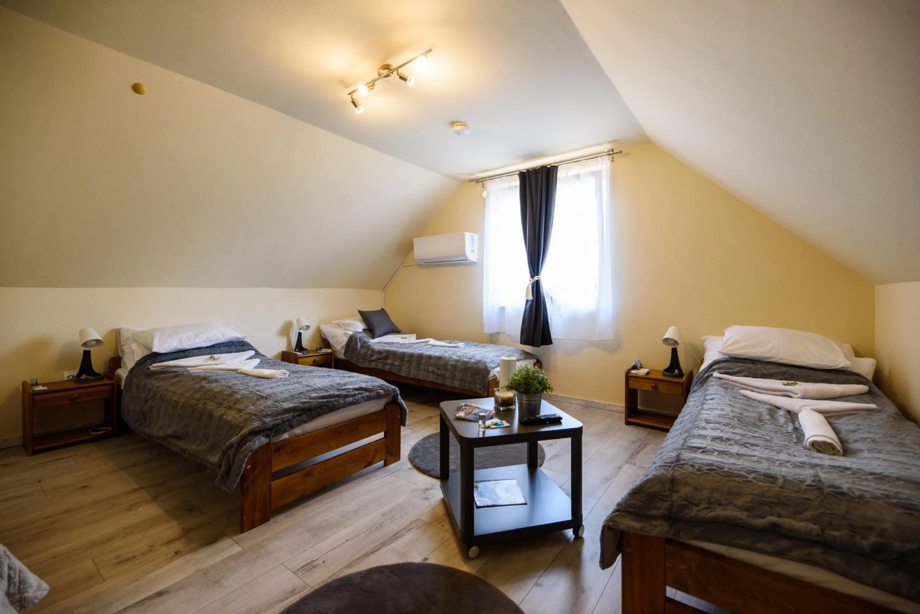 Bed in Emili Apartman Ráckeve