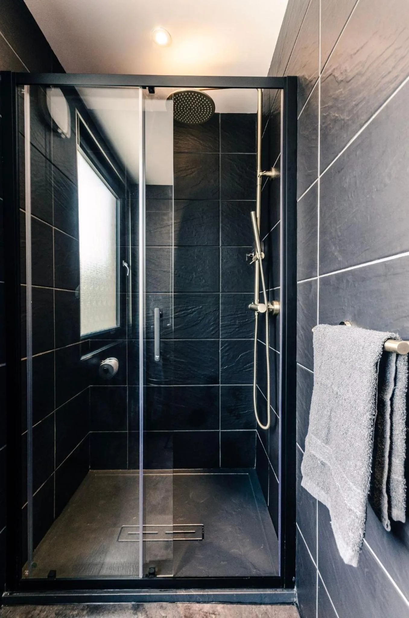 Shower in Sweeney Aviemore One